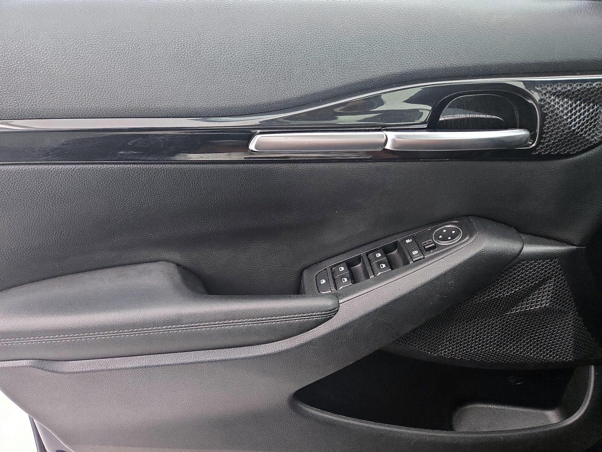 Thumbnail: 2021 Kia Seltos - 12