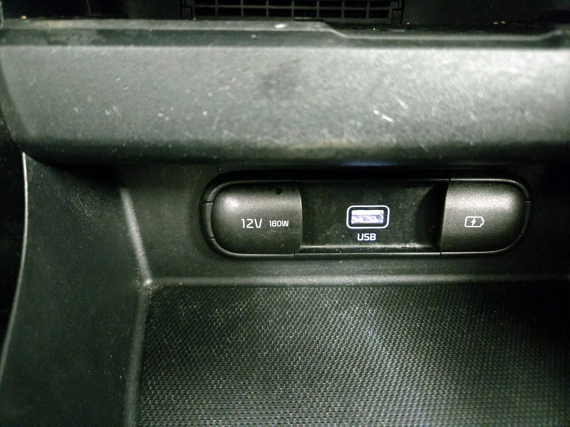 Thumbnail: 2021 Kia Seltos - 18