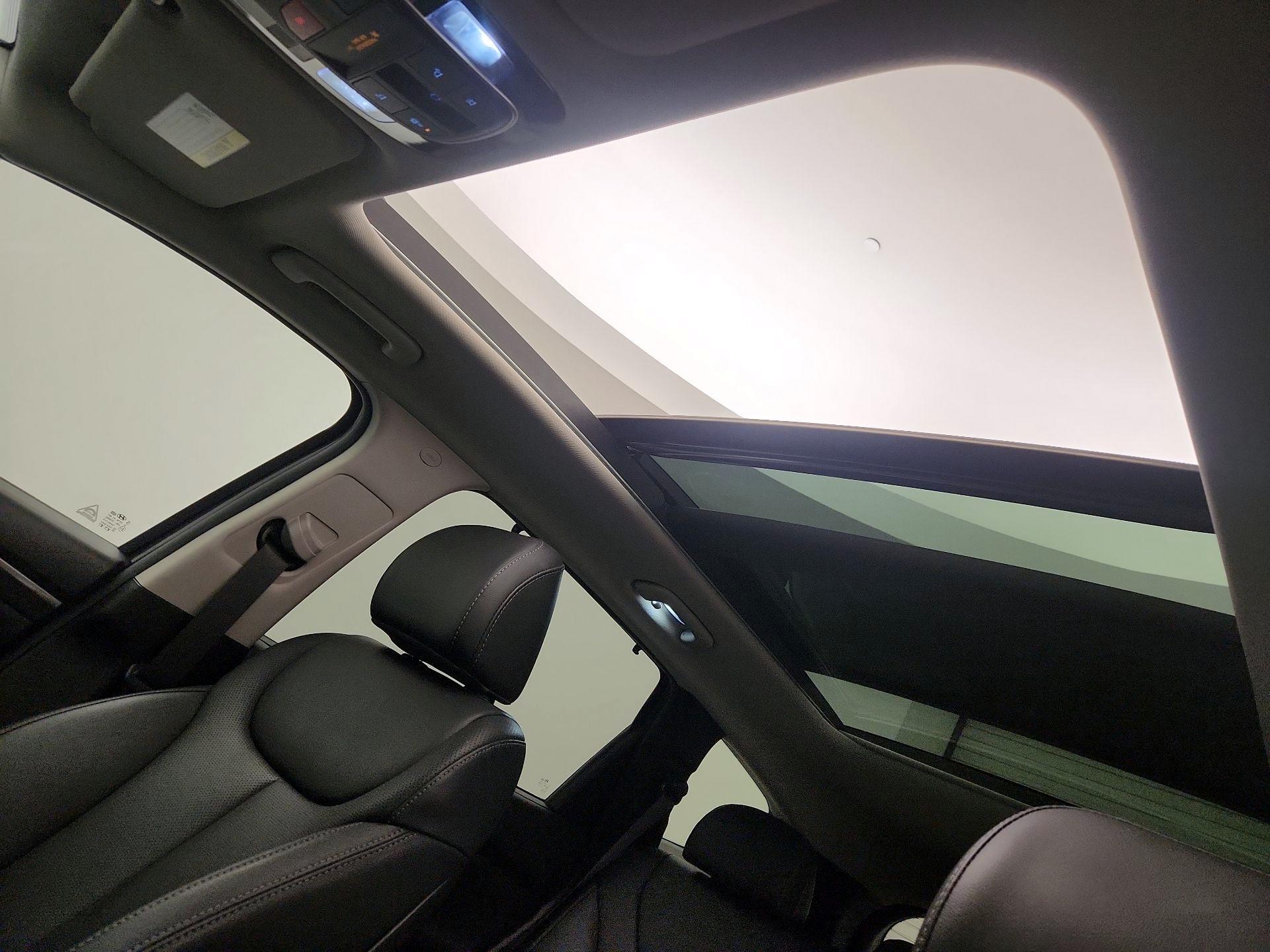 Thumbnail: 2023 Hyundai Santa Fe - 20