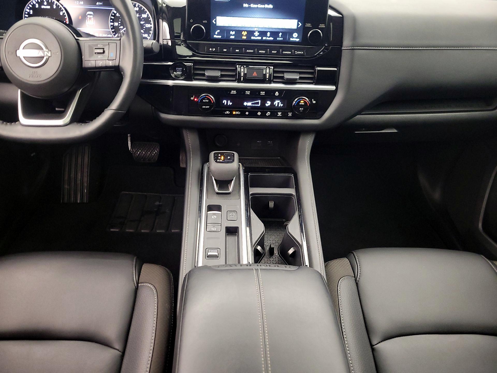 Thumbnail: 2025 Nissan Pathfinder - 17