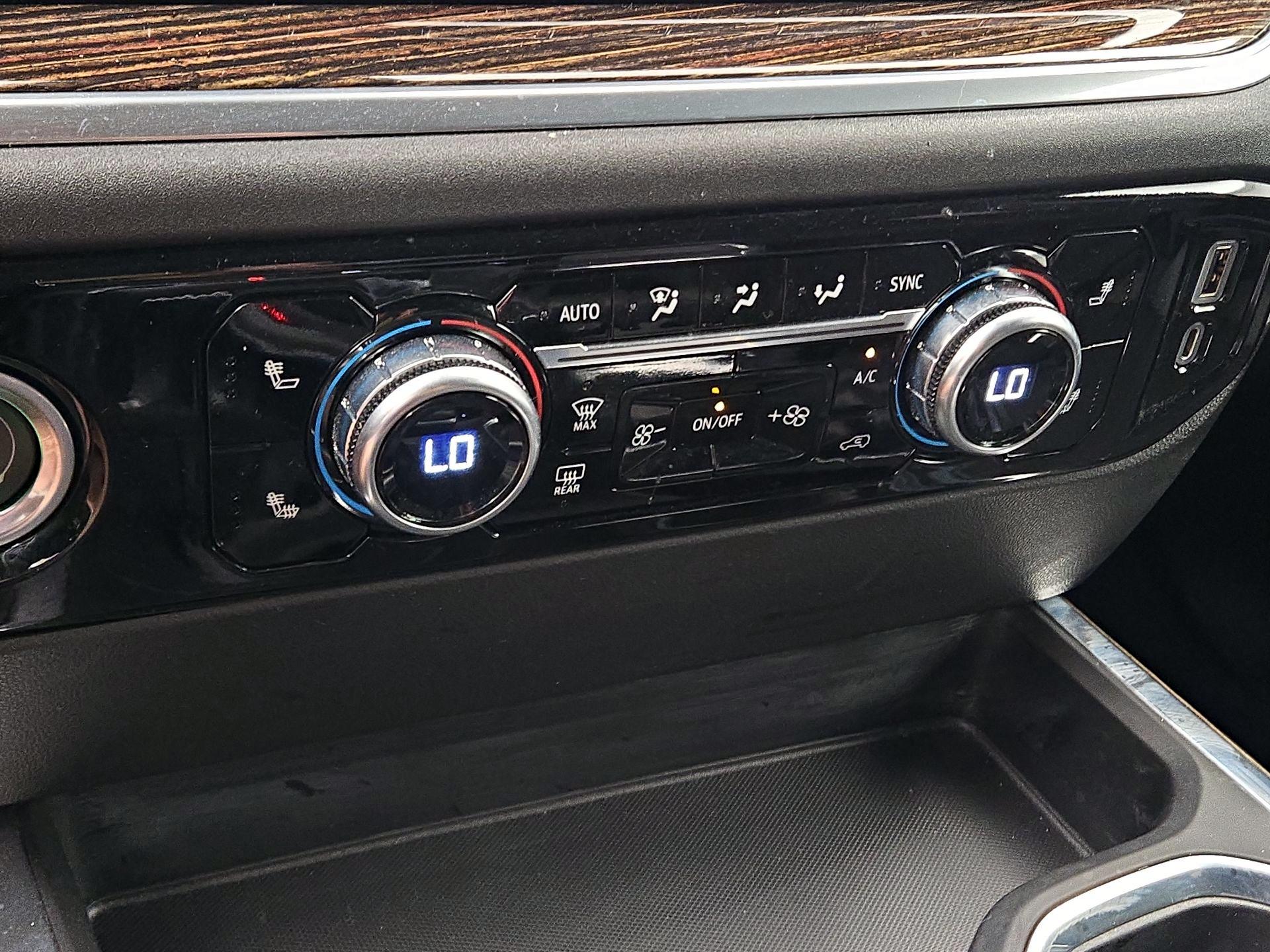 Thumbnail: 2022 GMC Sierra 1500 - 16