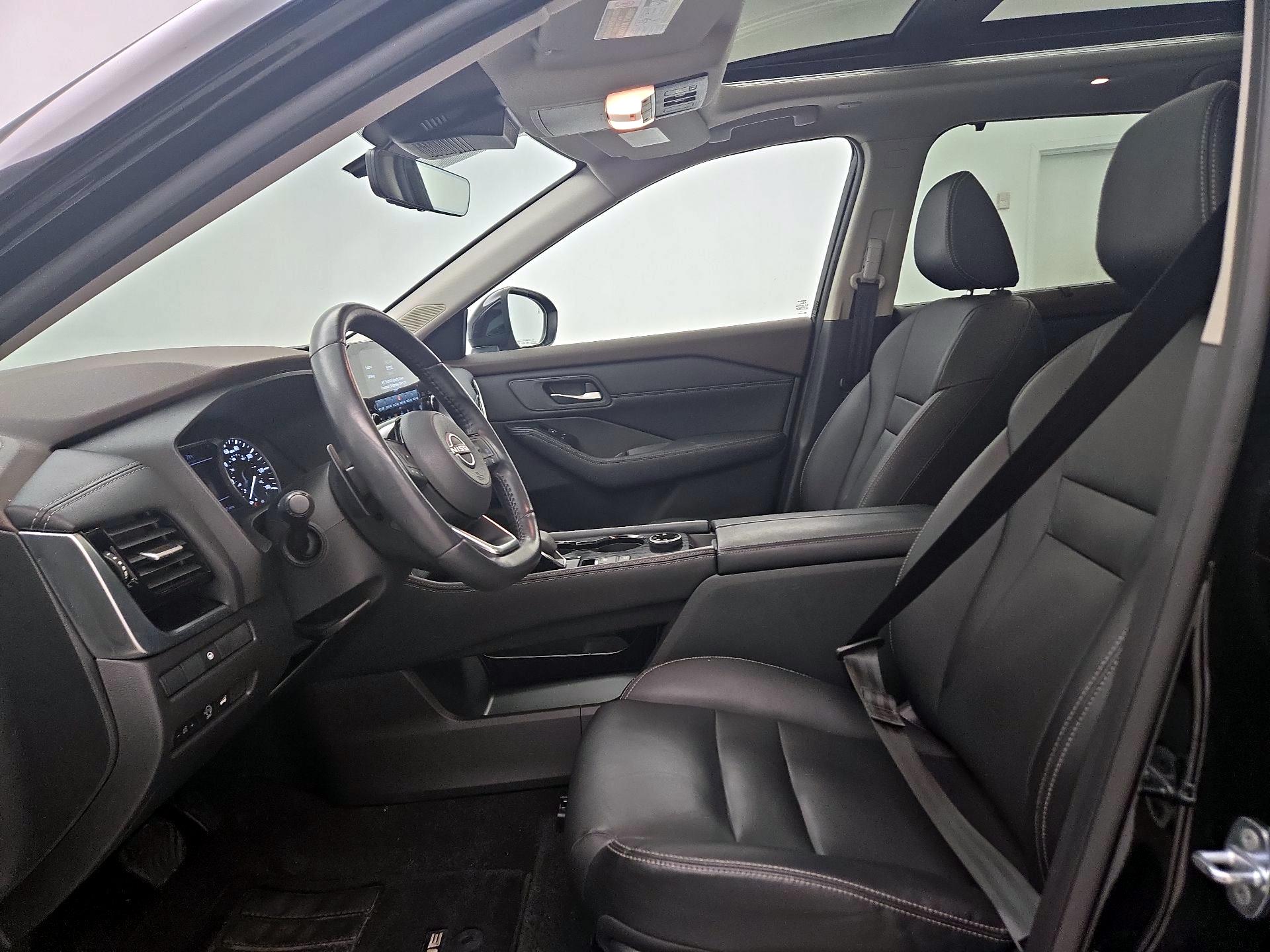 Thumbnail: 2023 Nissan Rogue - 11