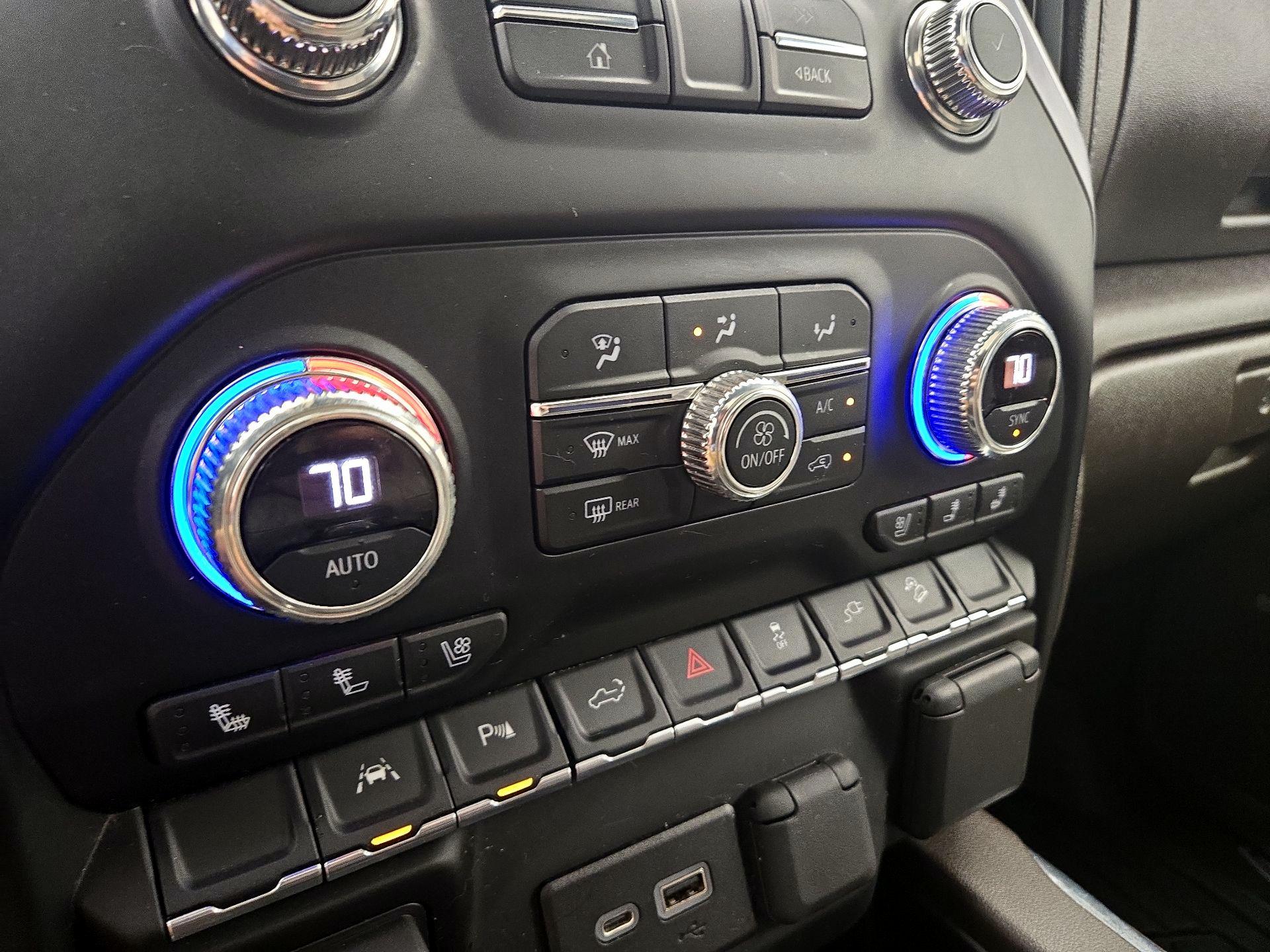 Thumbnail: 2022 GMC Sierra 1500 - 17