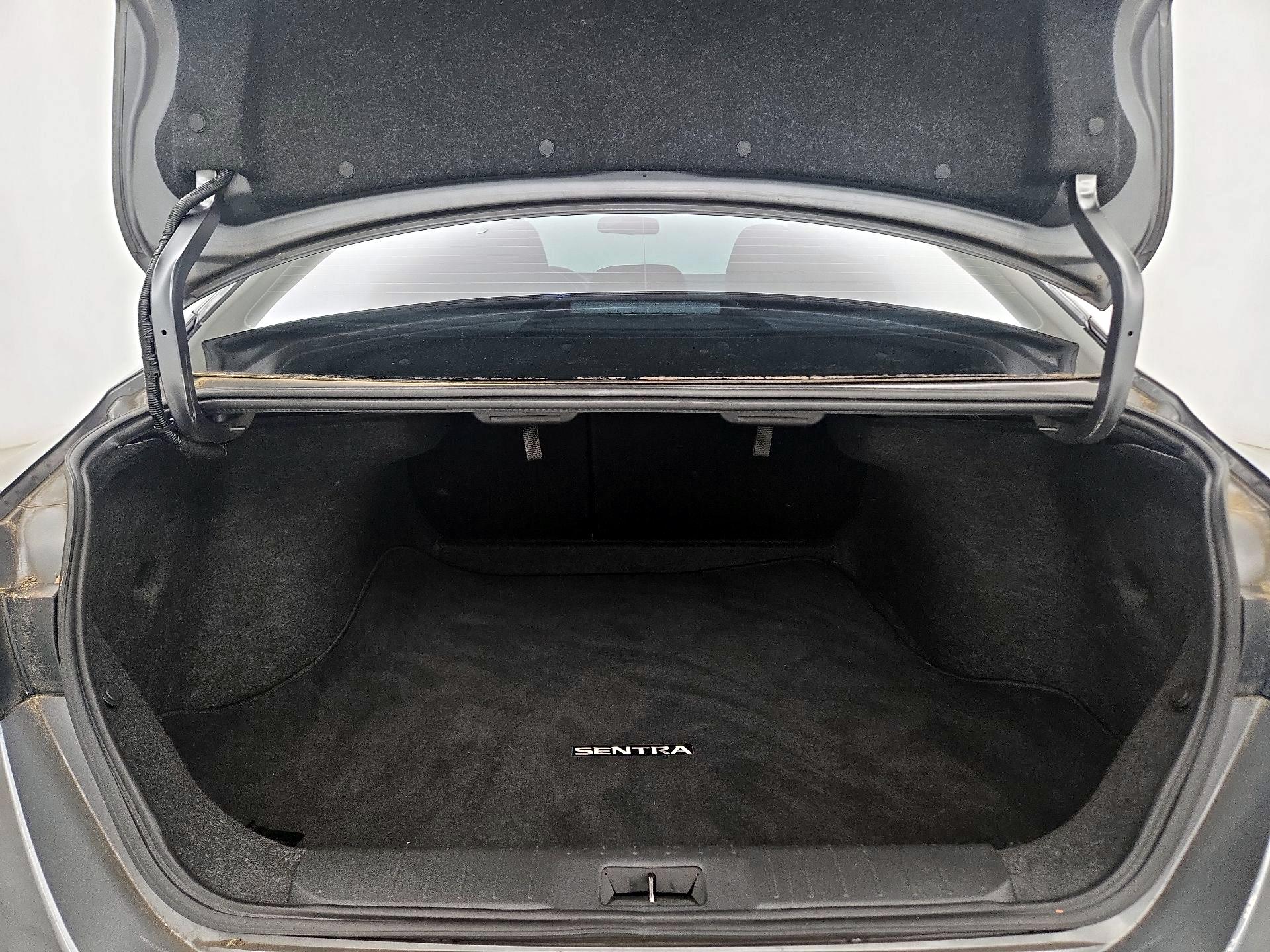 Thumbnail: 2022 Nissan Sentra - 20