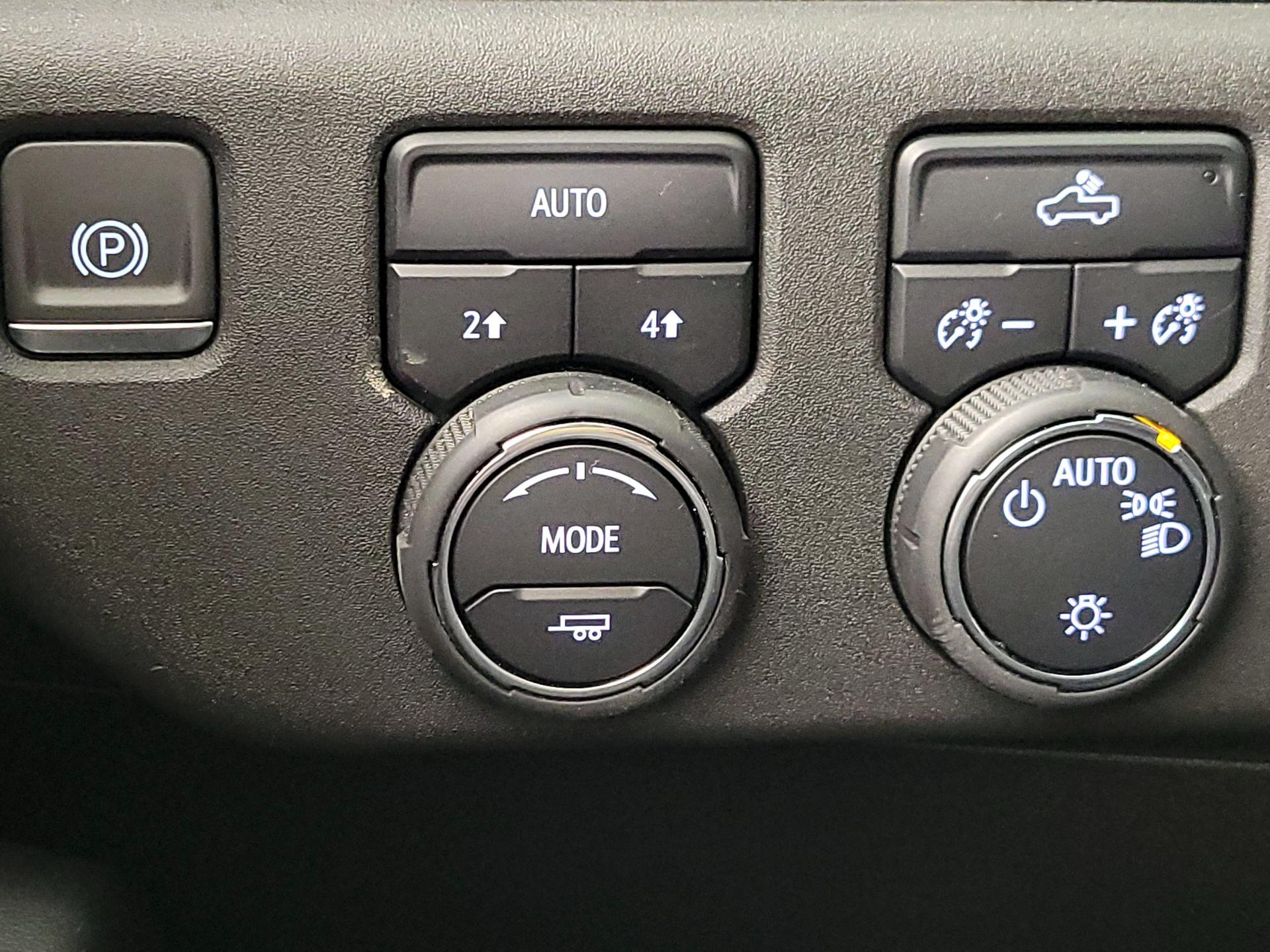 Thumbnail: 2024 Chevrolet Silverado 1500 - 13