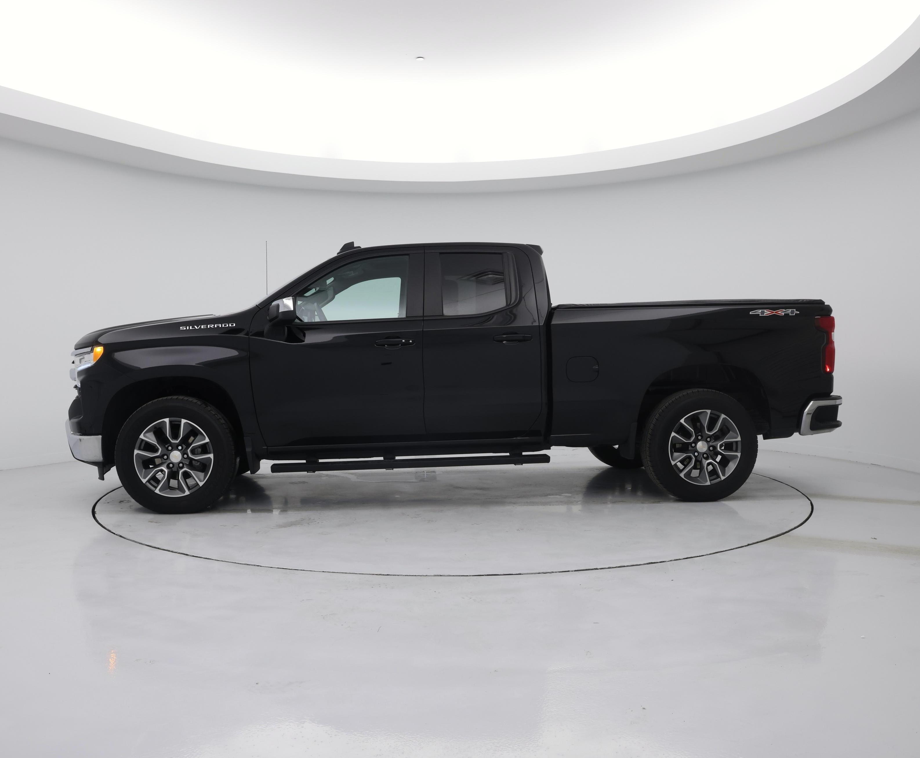 Thumbnail: 2024 Chevrolet Silverado 1500 - 3