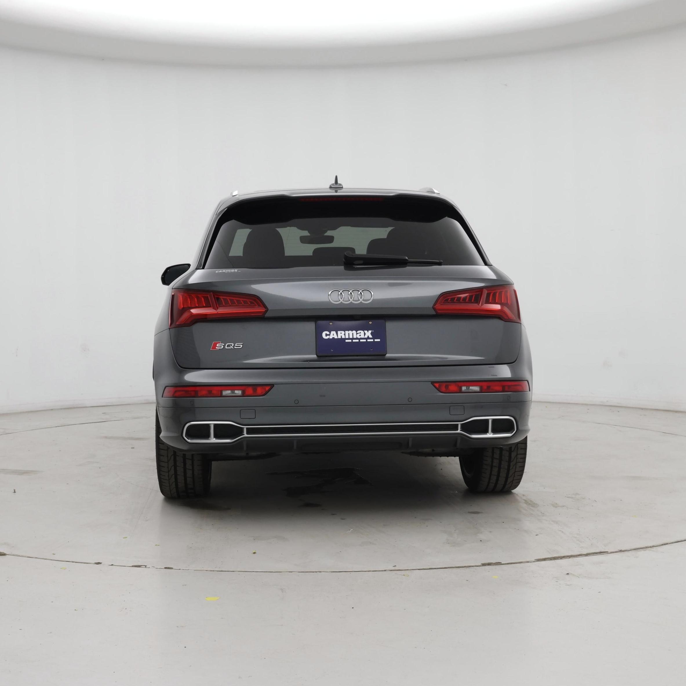 Thumbnail: 2020 Audi SQ5 - 3