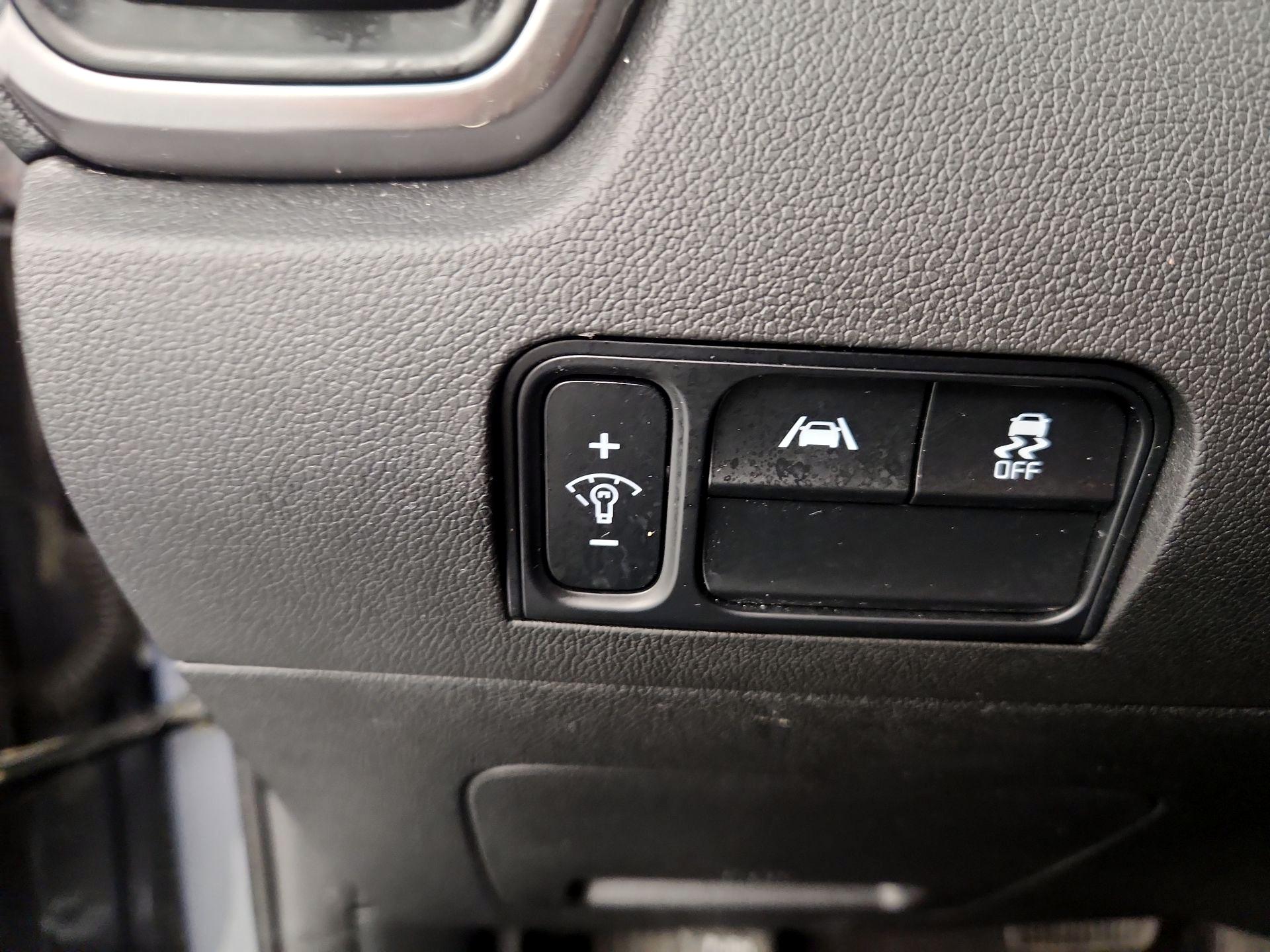 Thumbnail: 2023 Kia Sorento - 13