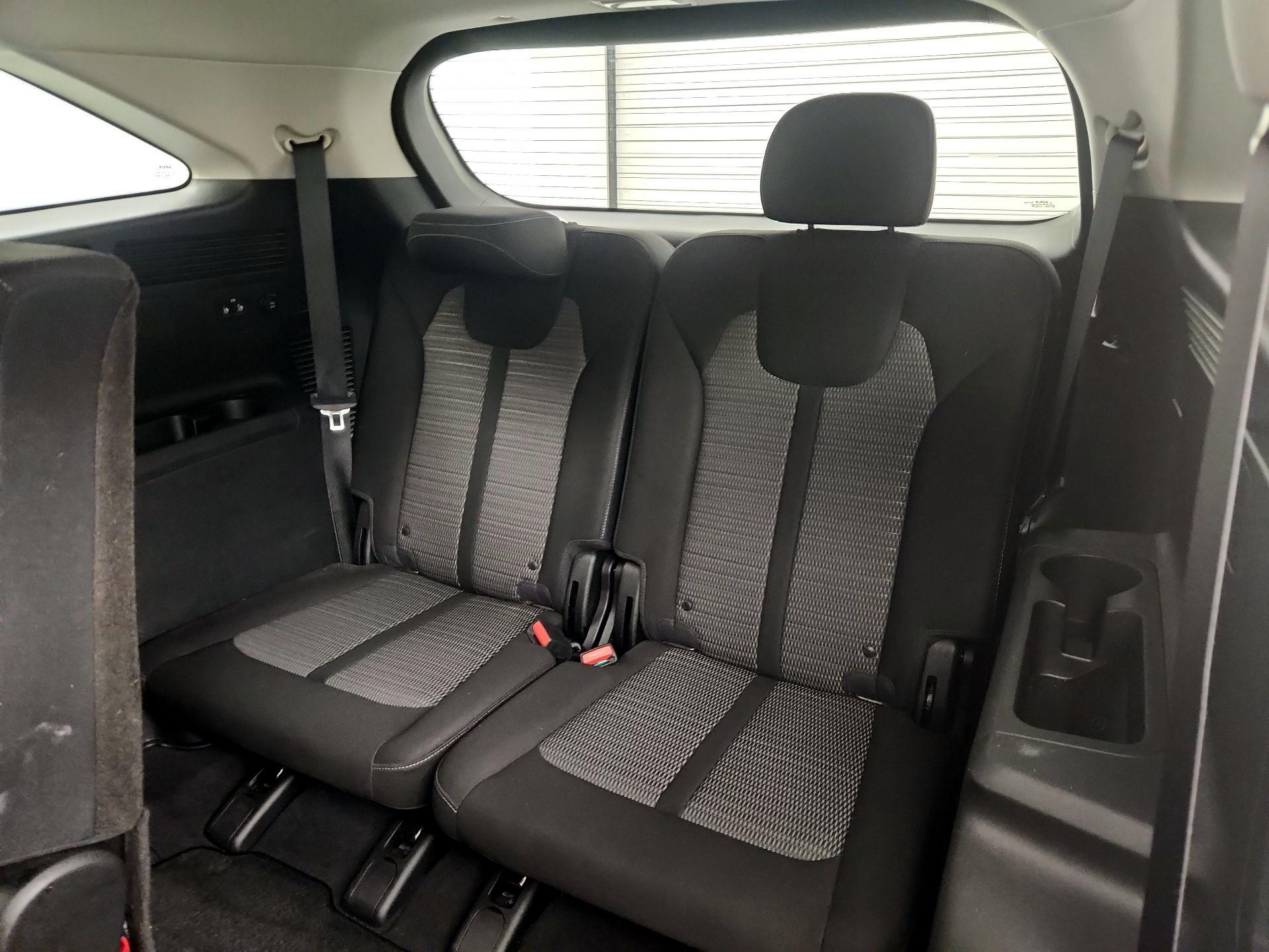 Thumbnail: 2023 Kia Sorento - 20