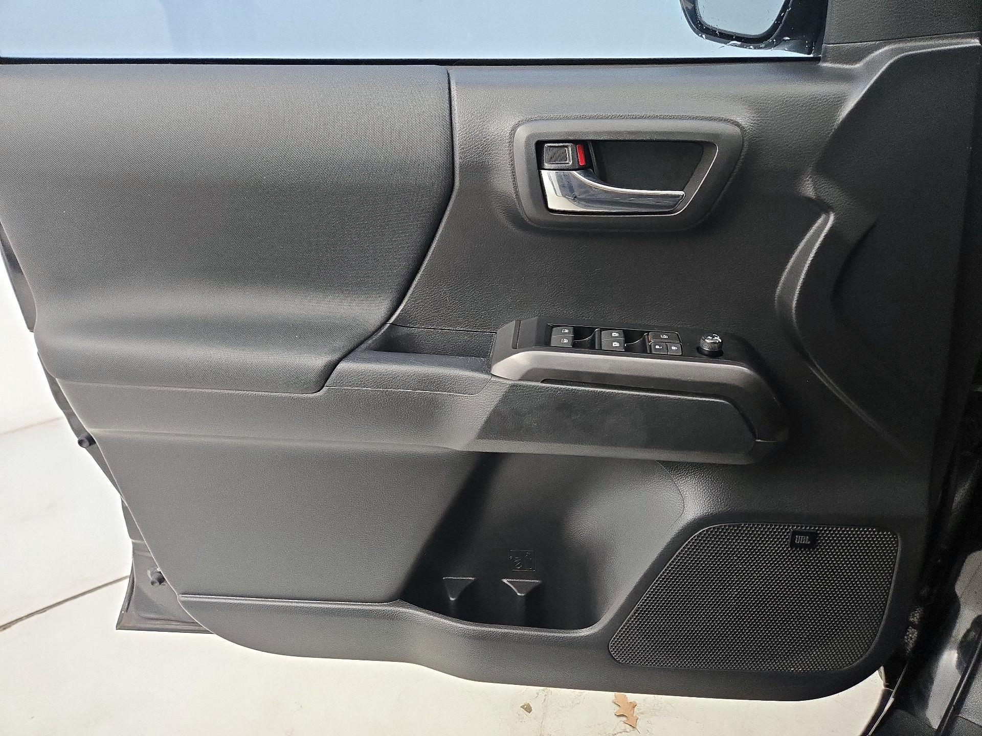 Thumbnail: 2023 Toyota Tacoma - 12