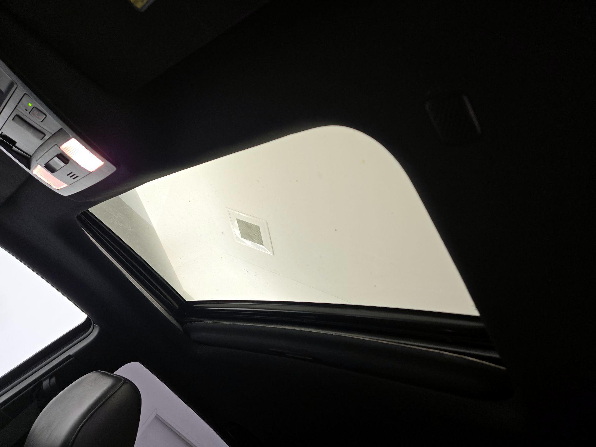 Thumbnail: 2023 Toyota Tacoma - 19