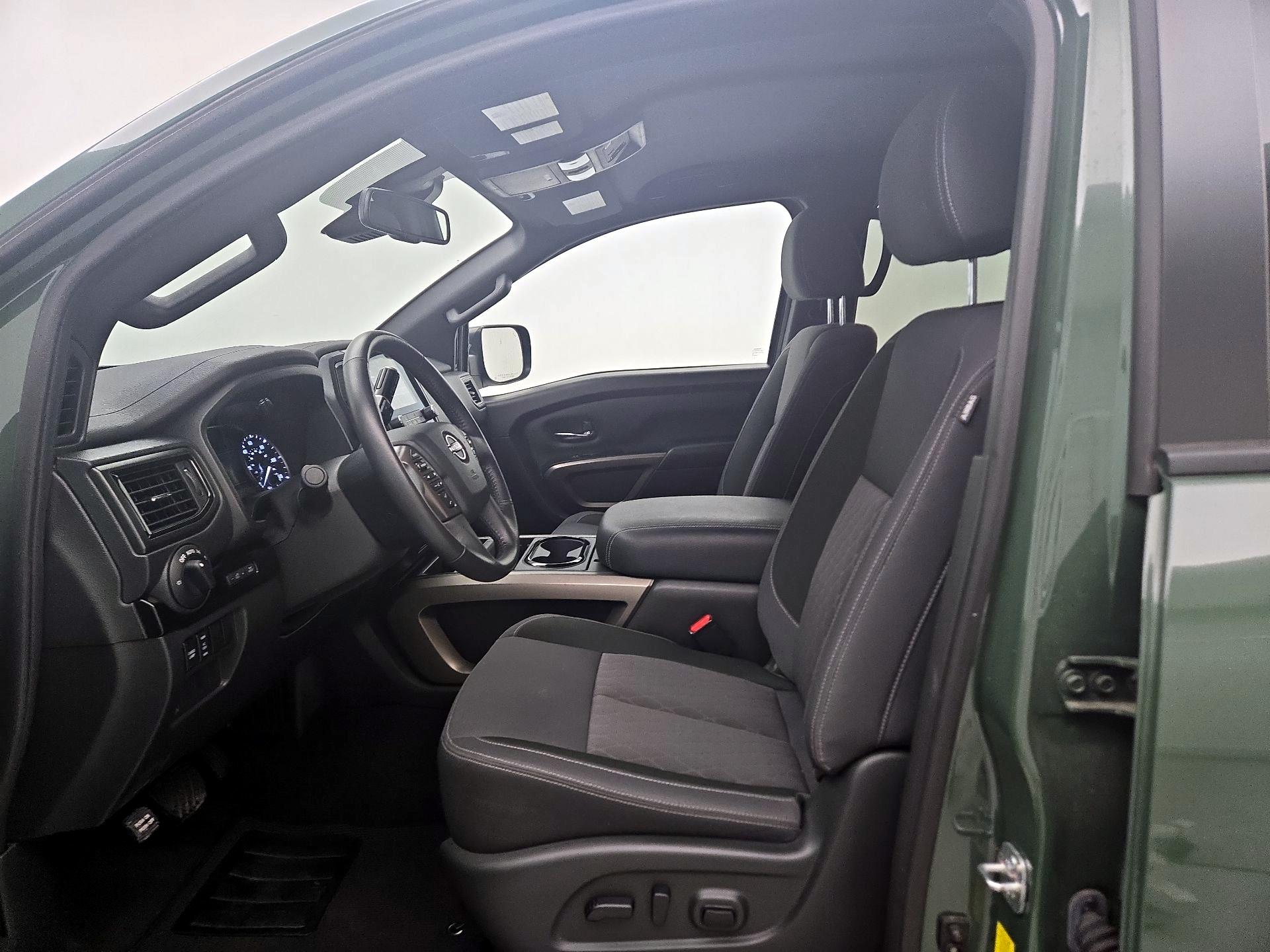 Thumbnail: 2024 Nissan Titan - 11