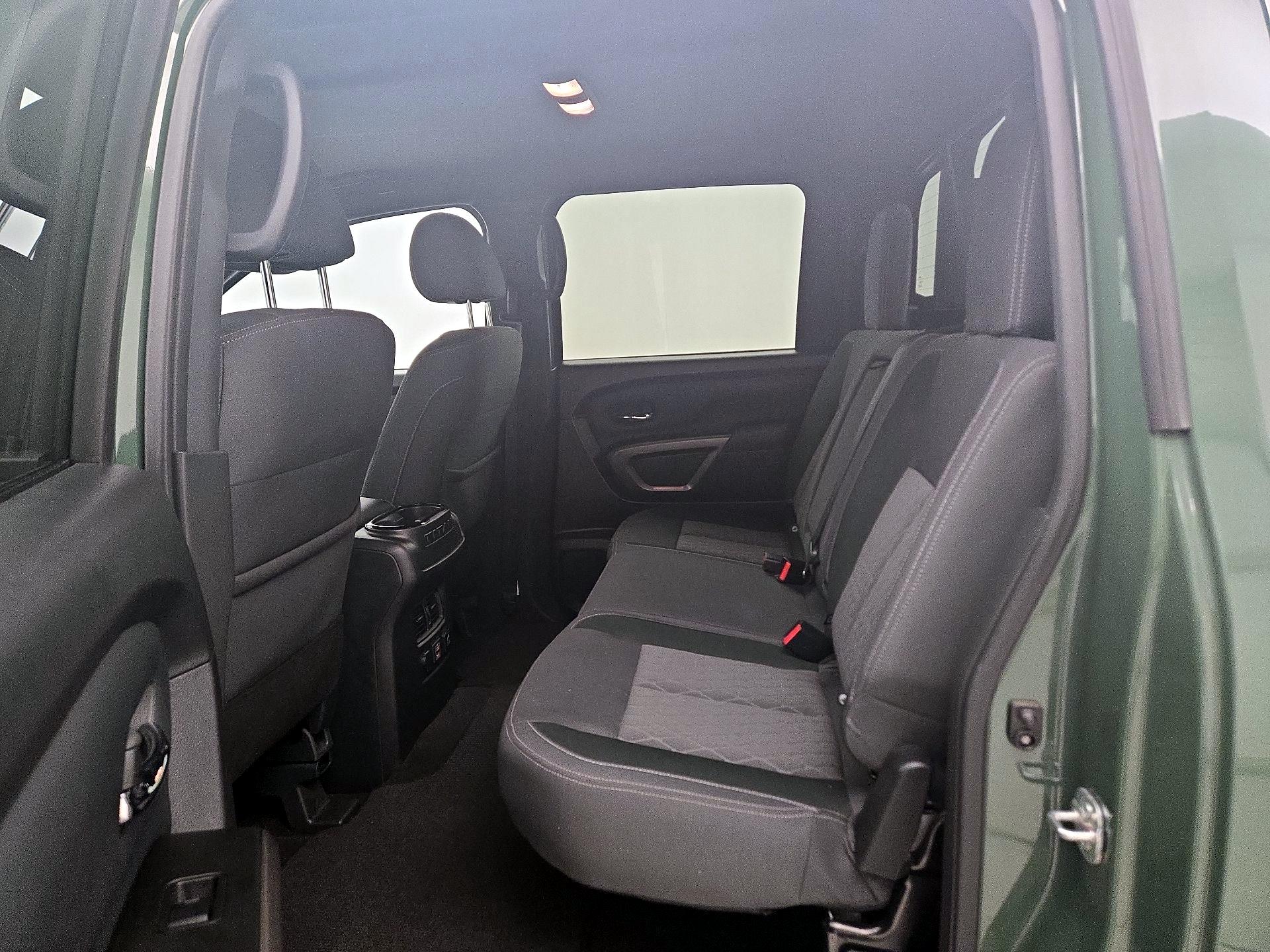 Thumbnail: 2024 Nissan Titan - 19