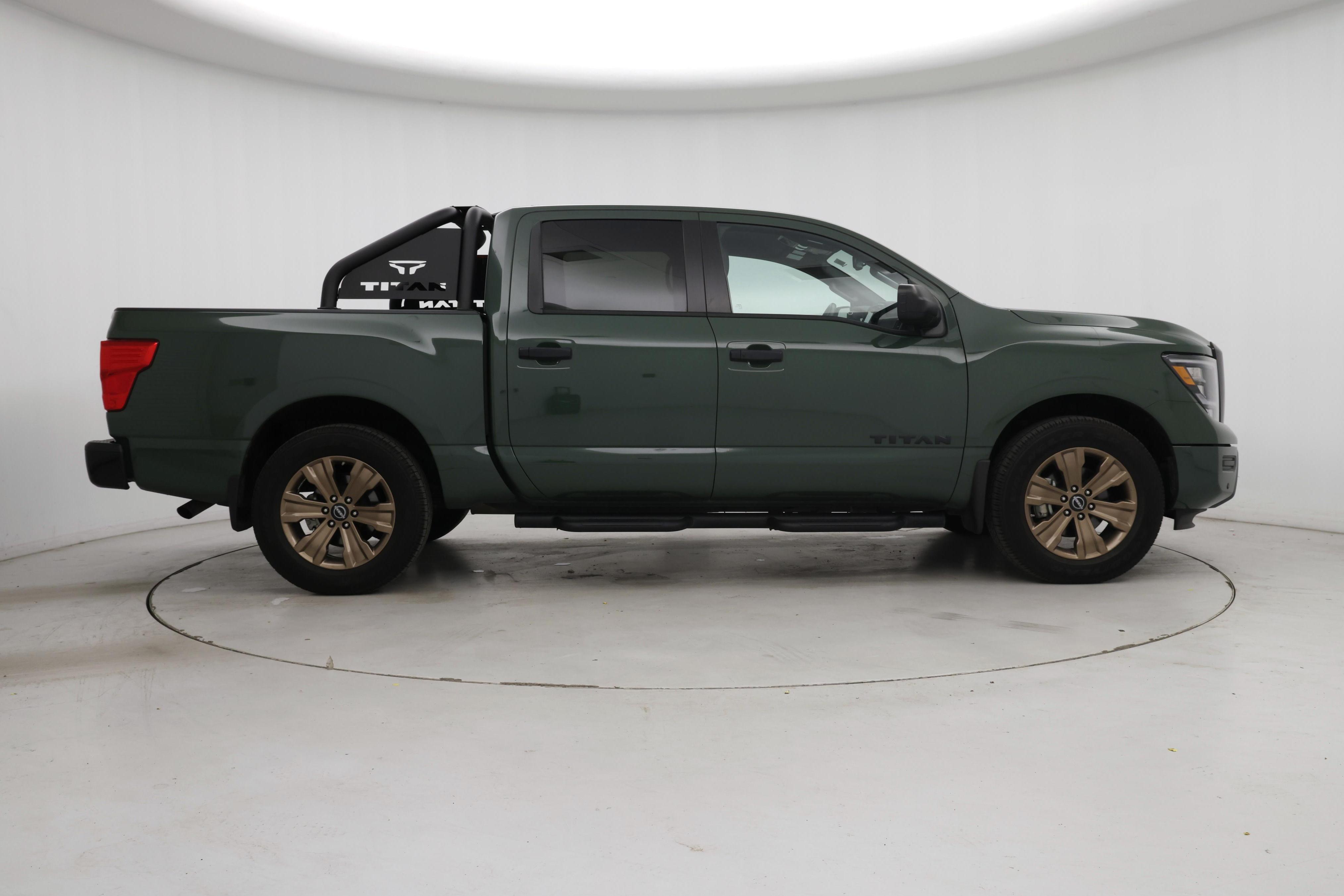 Thumbnail: 2024 Nissan Titan - 7