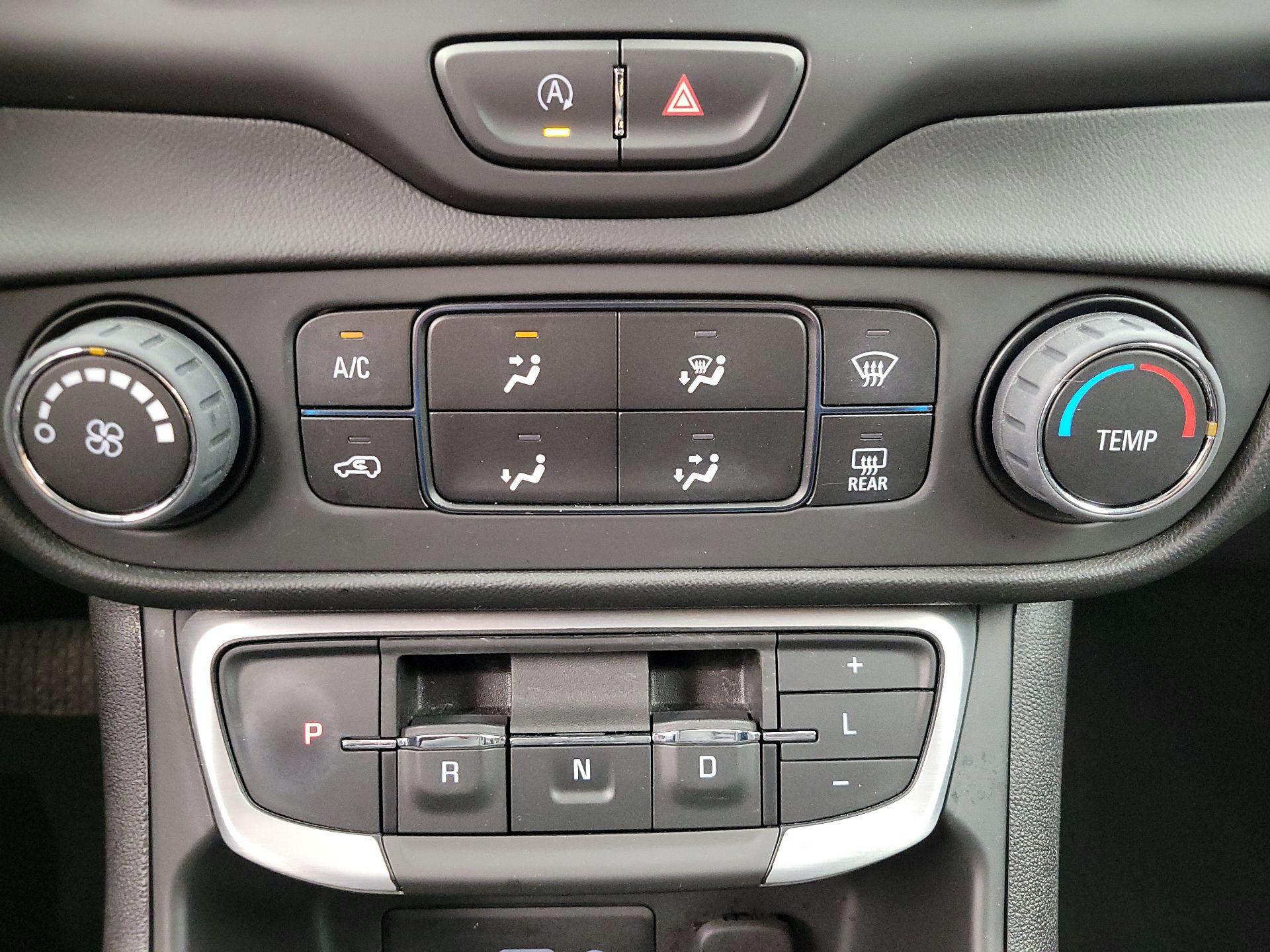 Thumbnail: 2022 GMC Terrain - 16