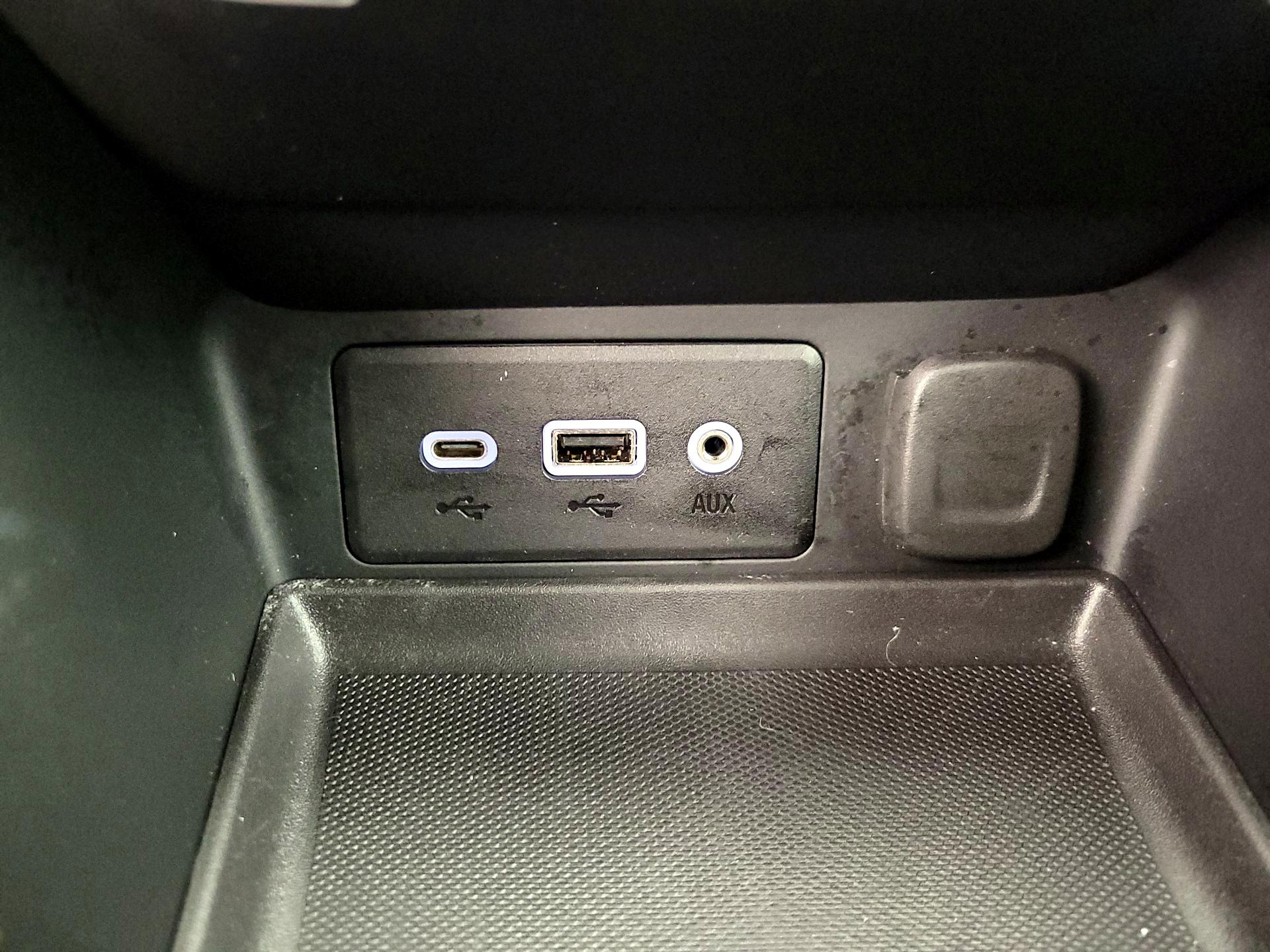 Thumbnail: 2022 GMC Terrain - 18