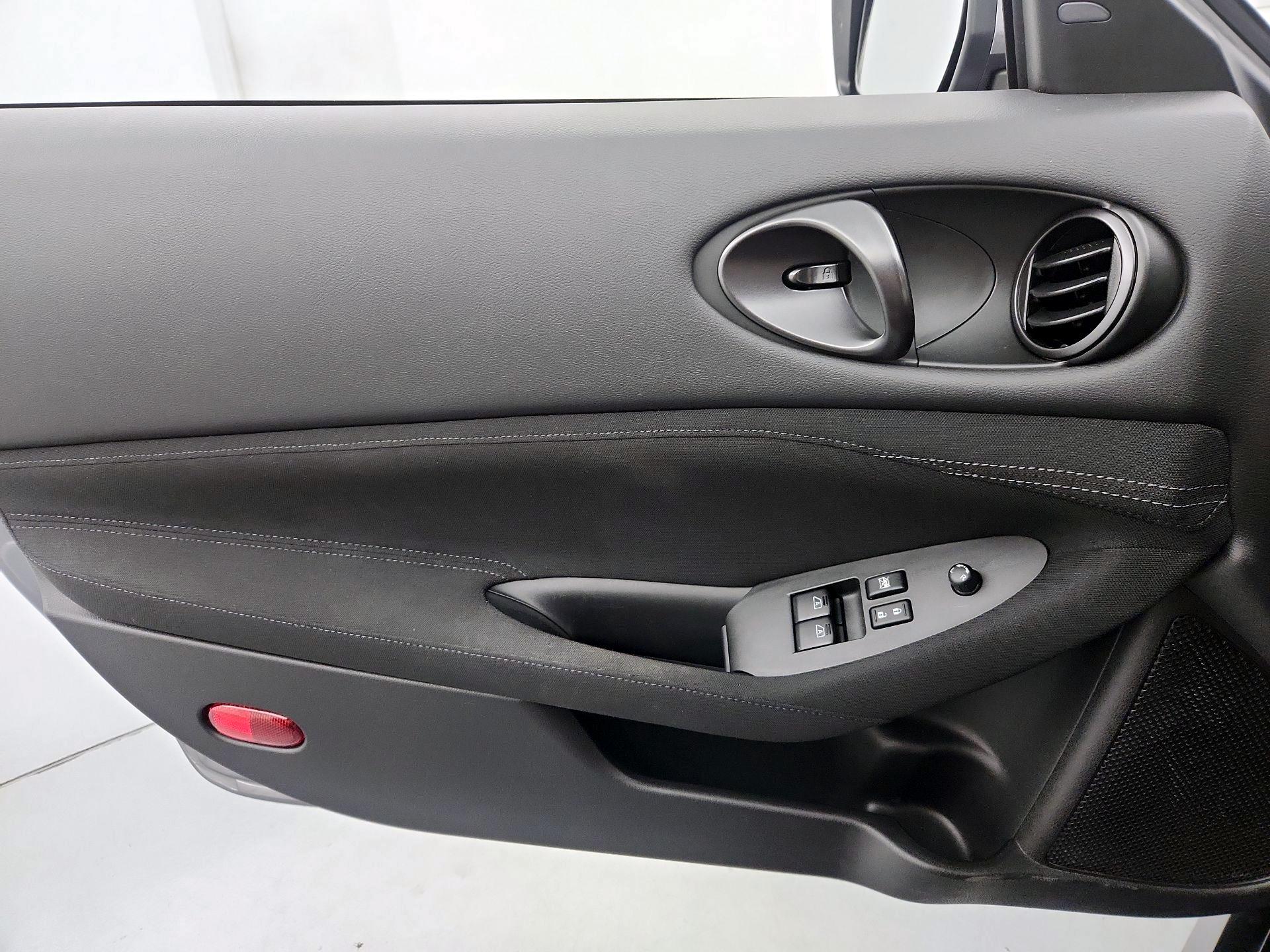 Thumbnail: 2024 Nissan Z - 12