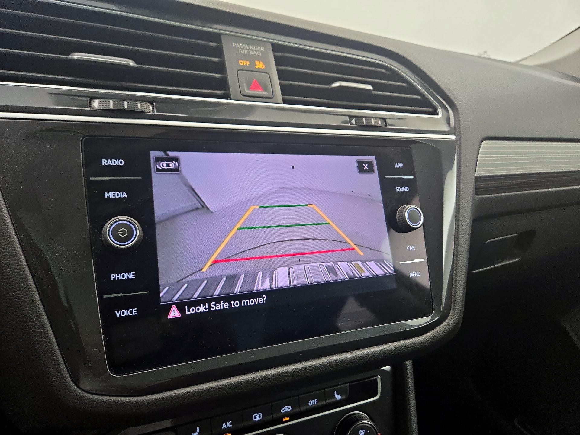 Thumbnail: 2024 Volkswagen Tiguan - 14
