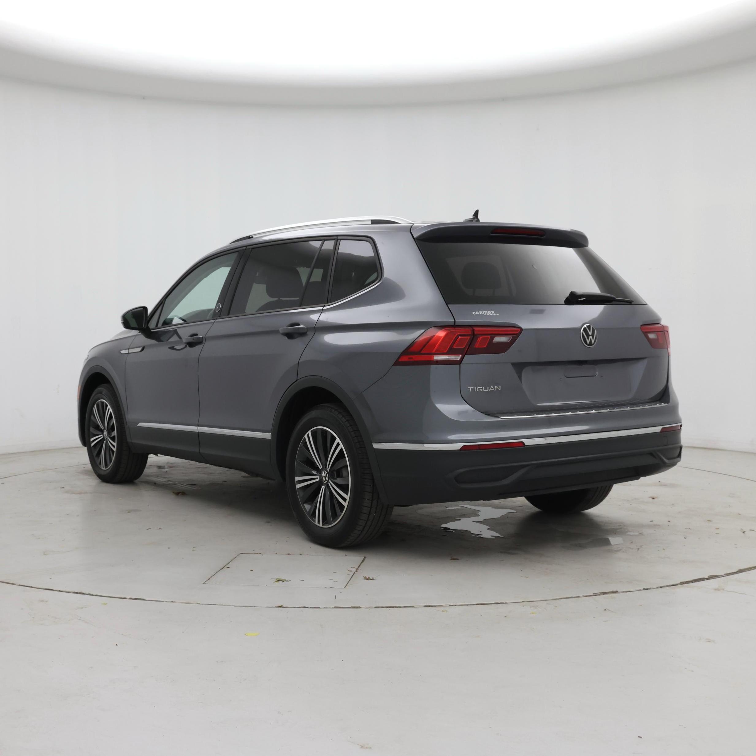 Thumbnail: 2024 Volkswagen Tiguan - 2