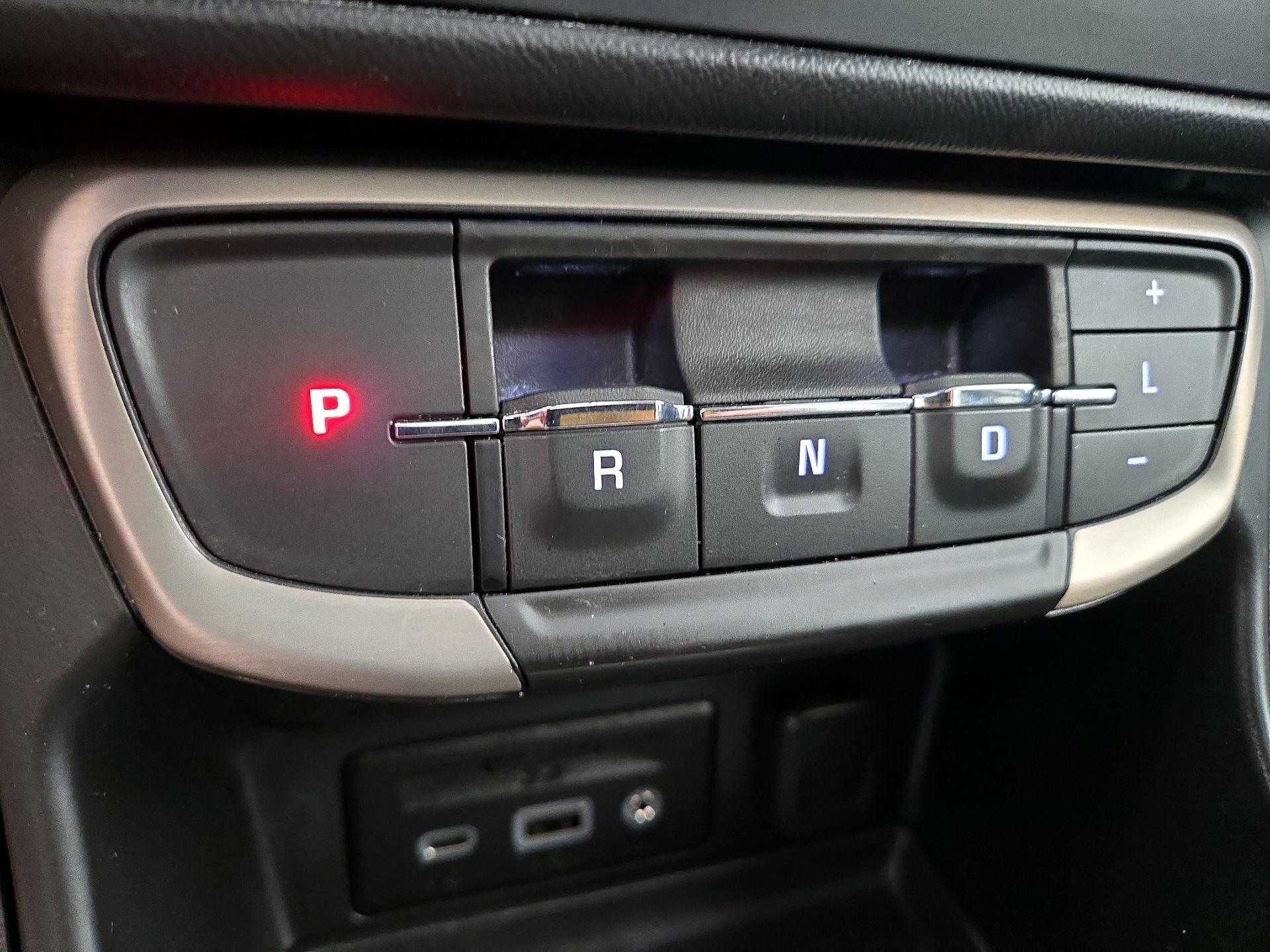Thumbnail: 2022 GMC Terrain - 18