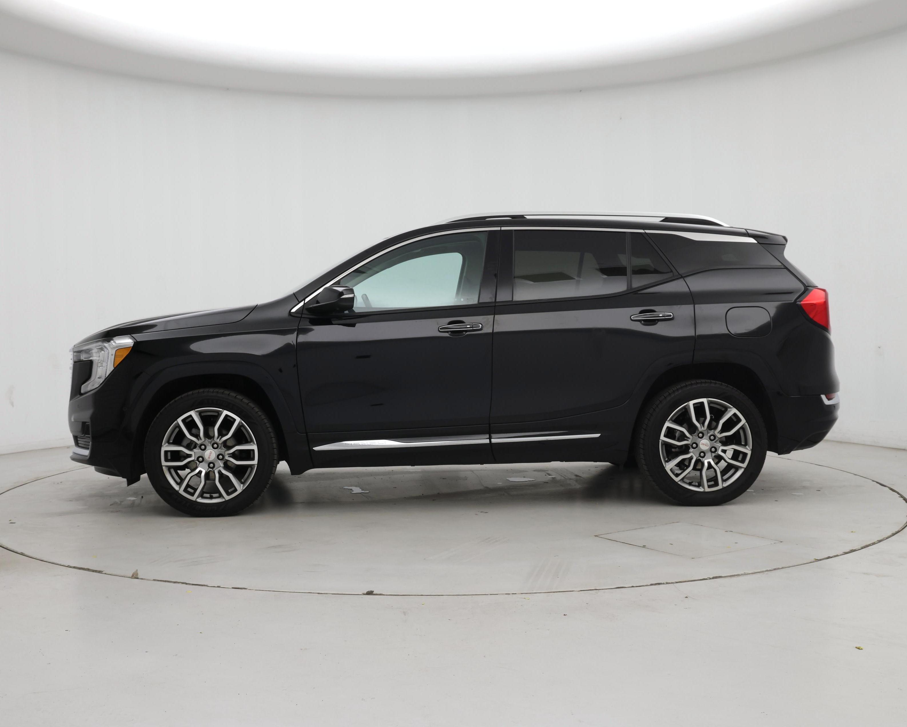 Thumbnail: 2022 GMC Terrain - 3