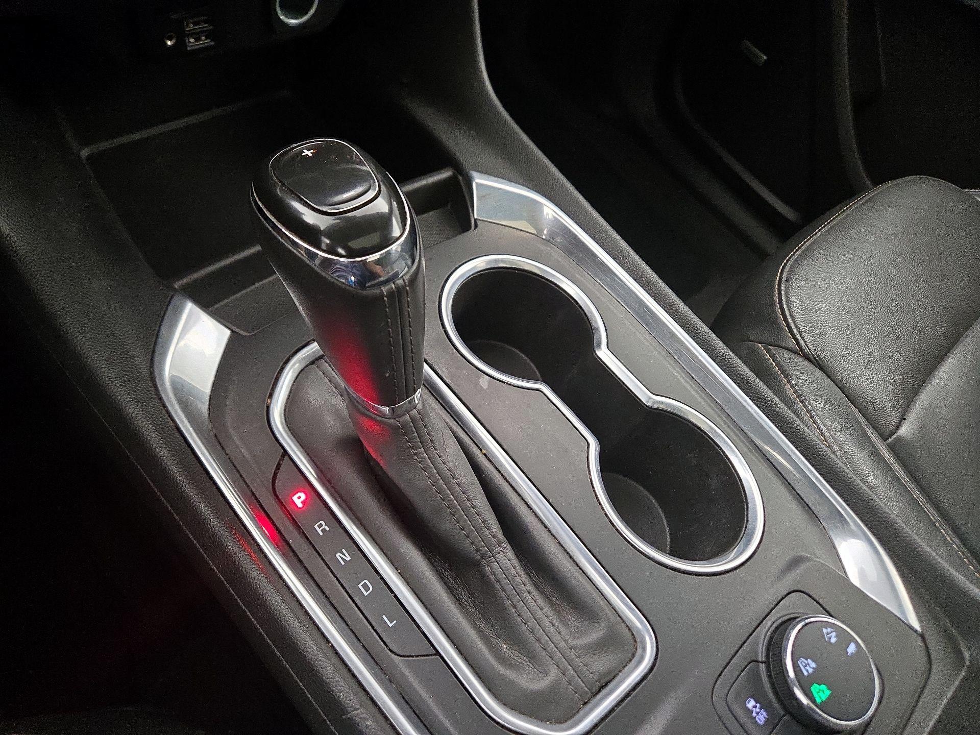 Thumbnail: 2020 Chevrolet Traverse - 17