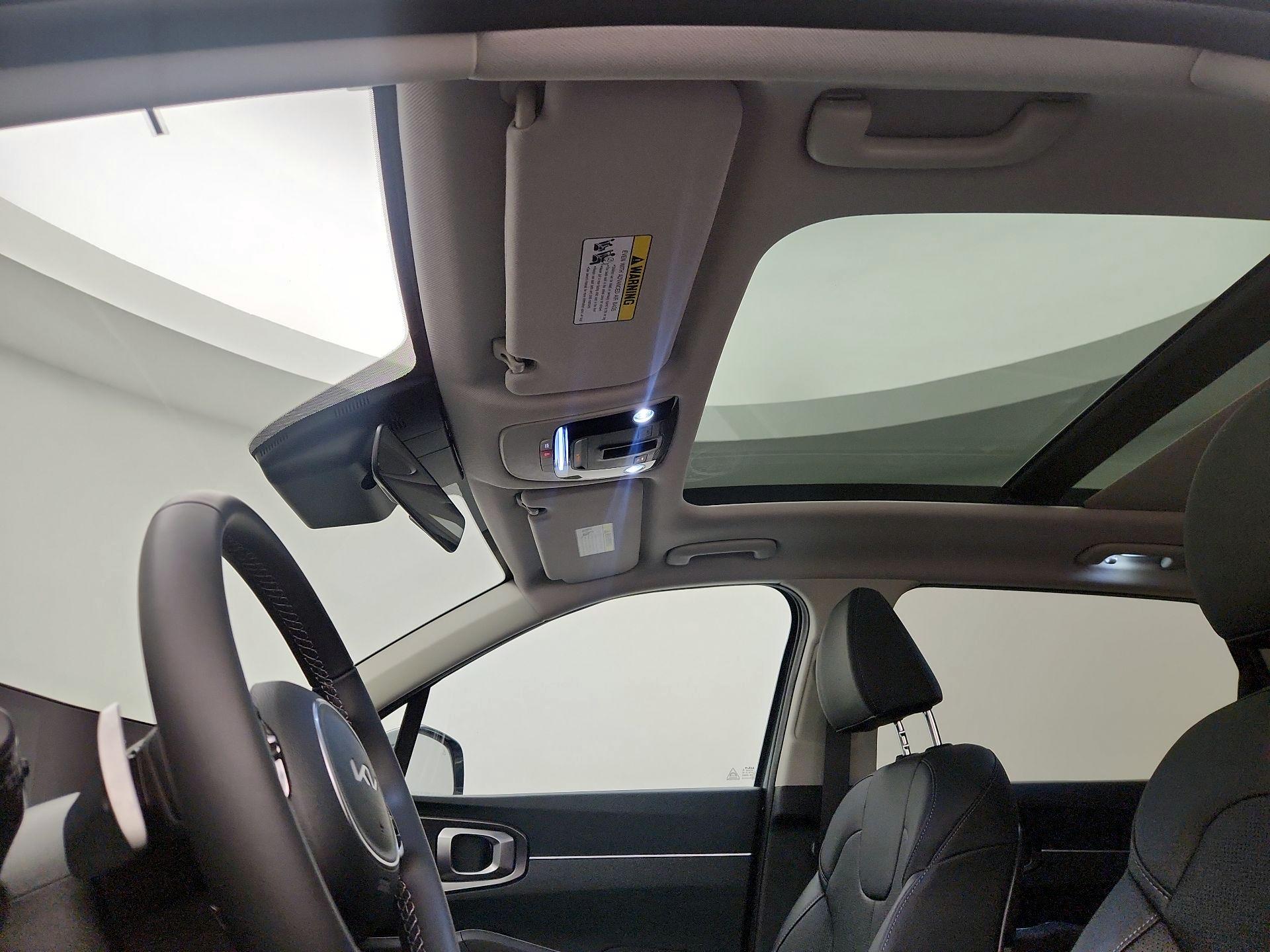 Thumbnail: 2025 Kia Sorento - 19