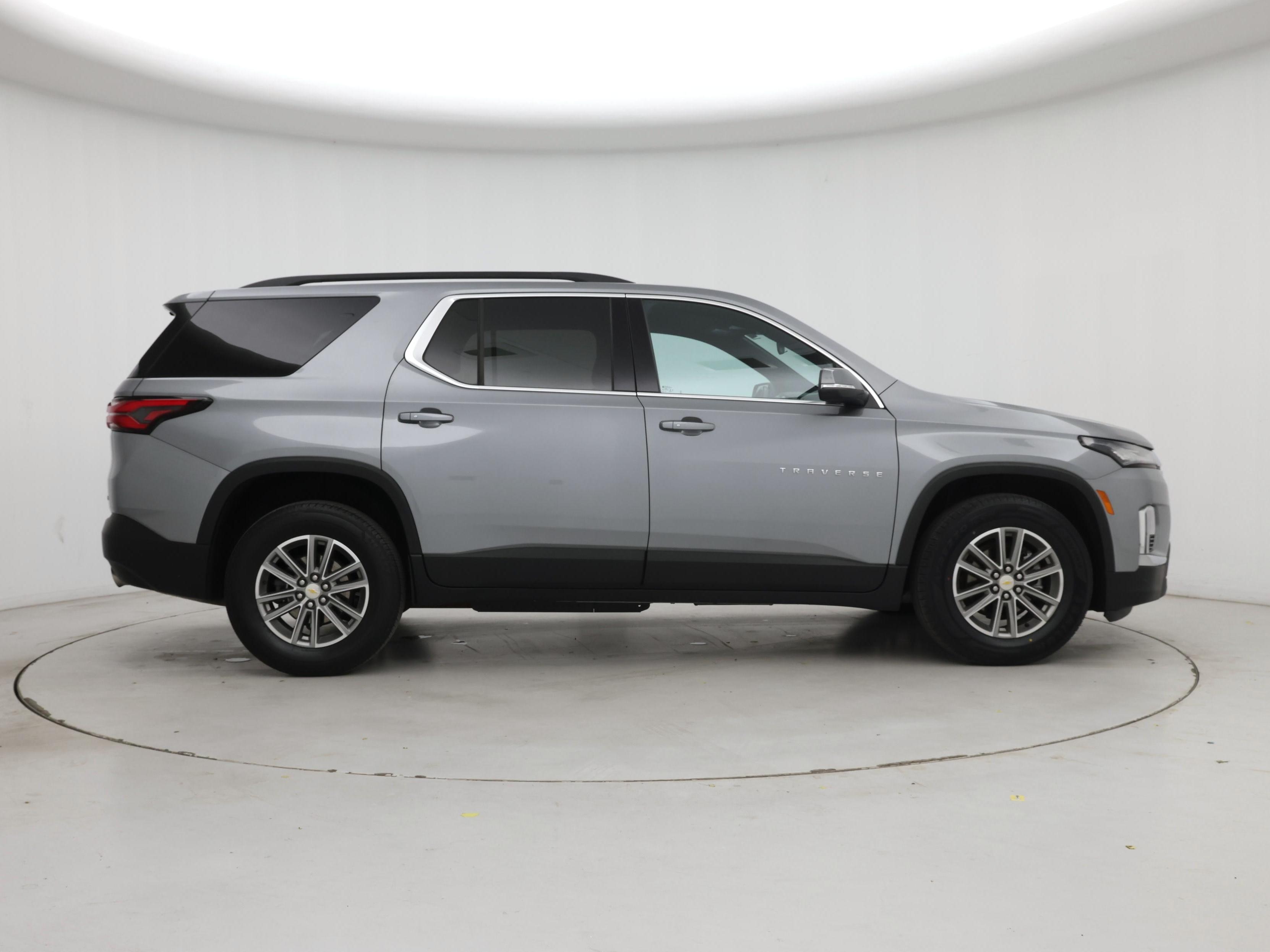 Thumbnail: 2023 Chevrolet Traverse - 7