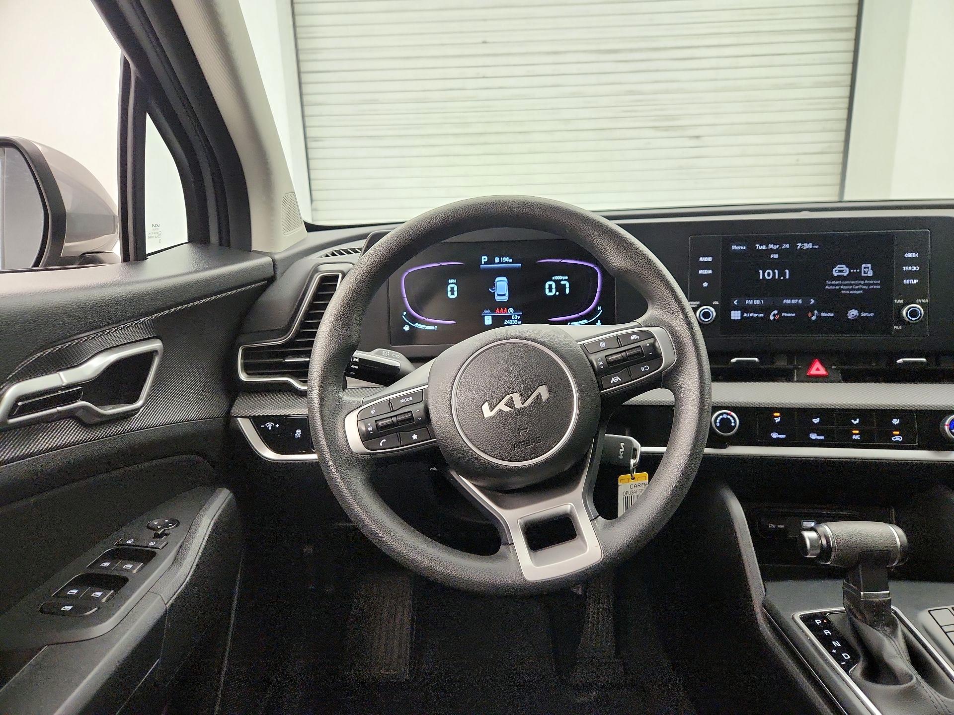 Thumbnail: 2023 Kia Sportage - 10