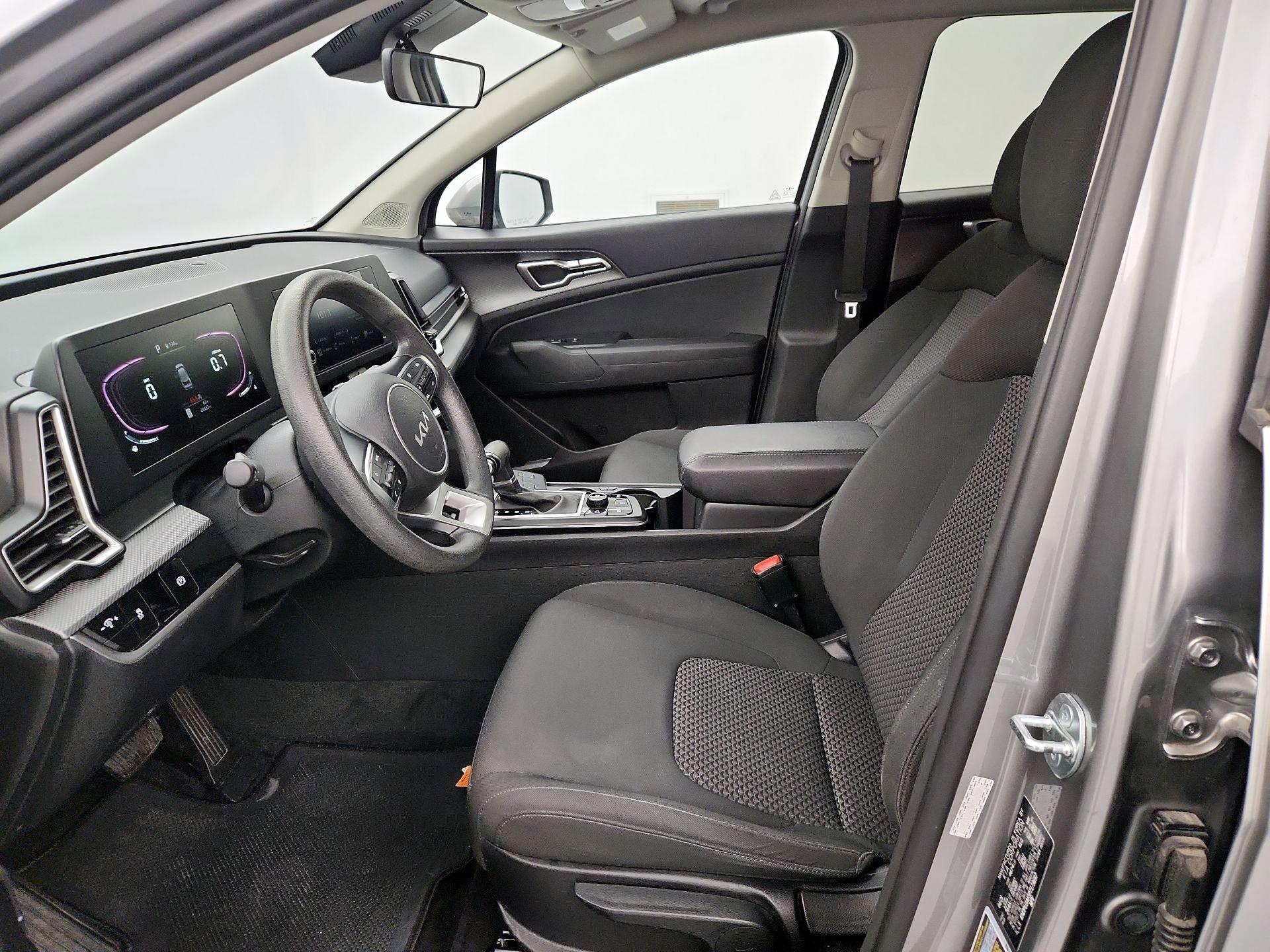 Thumbnail: 2023 Kia Sportage - 11