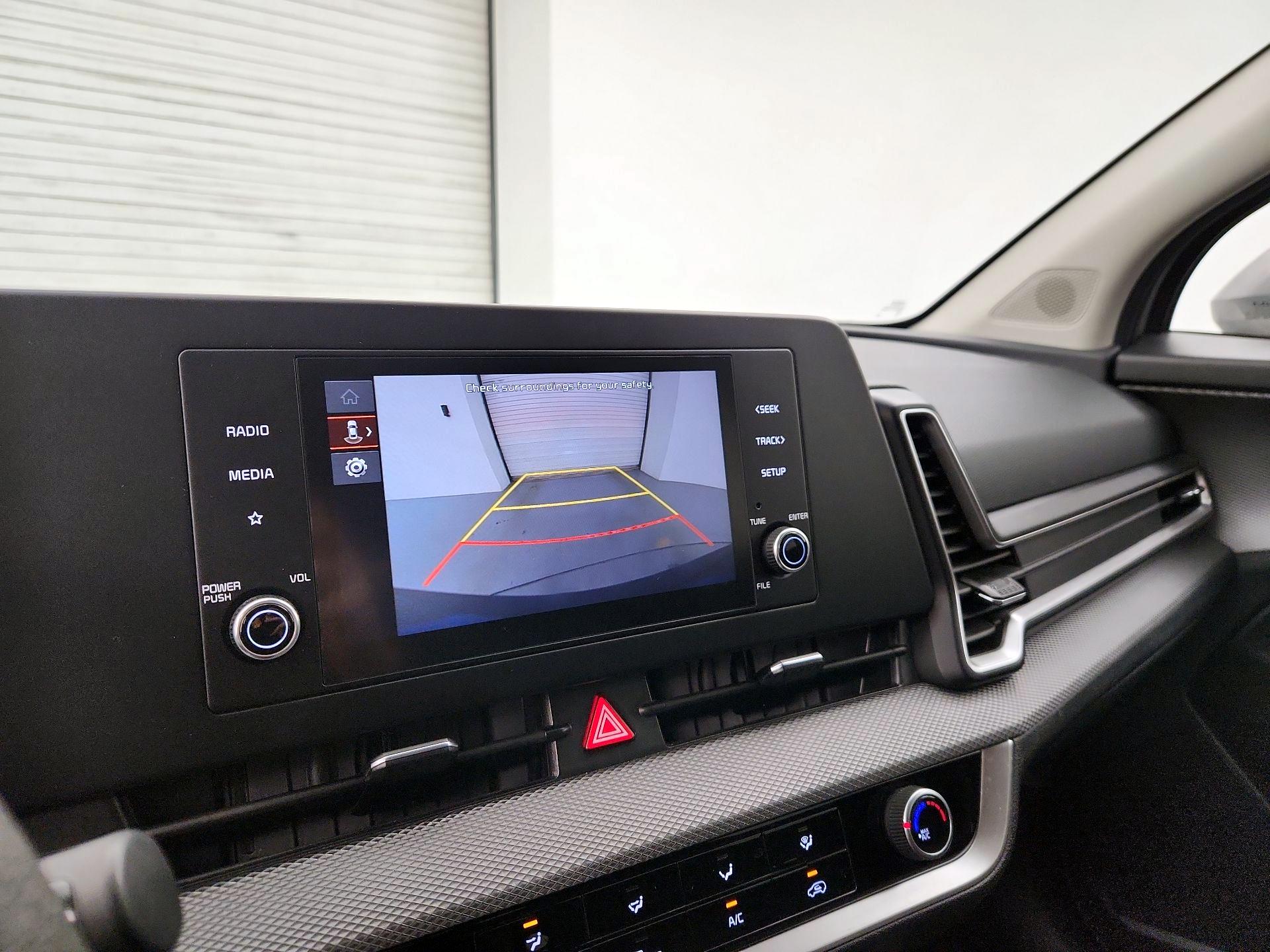 Thumbnail: 2023 Kia Sportage - 14