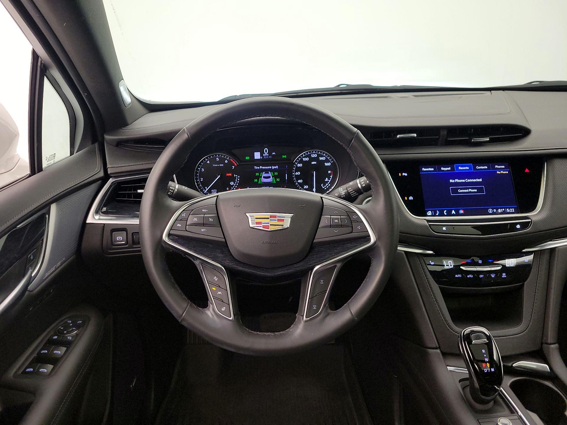 Thumbnail: 2023 Cadillac XT5 - 10