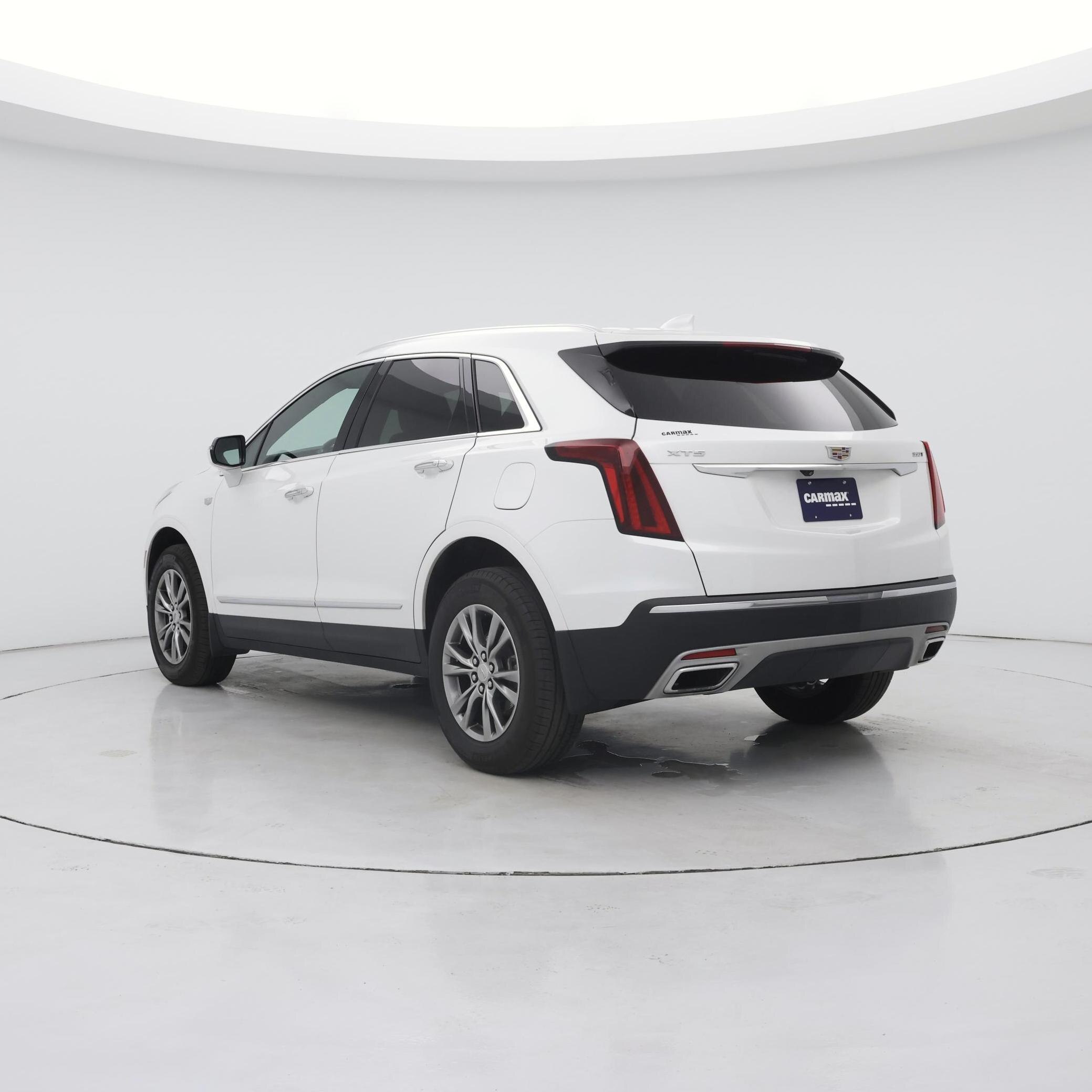 Thumbnail: 2023 Cadillac XT5 - 2