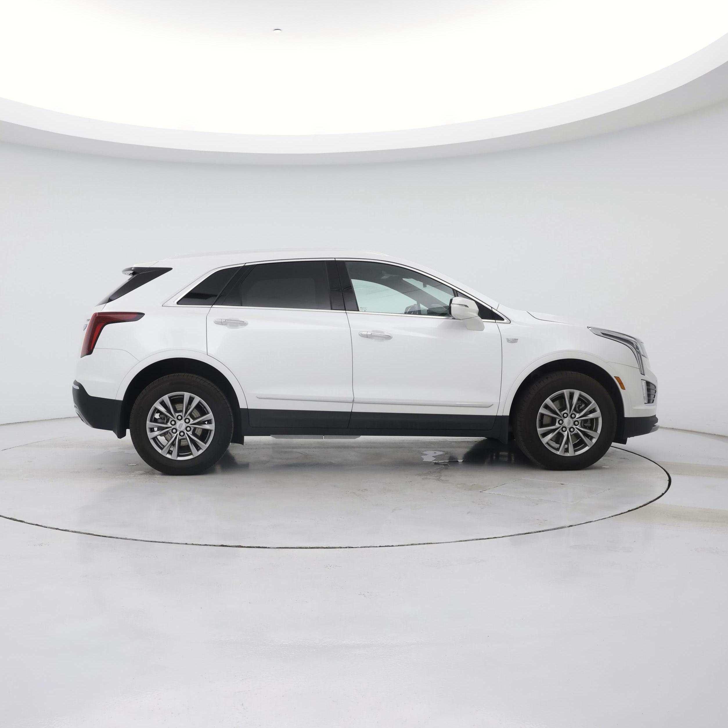 Thumbnail: 2023 Cadillac XT5 - 7