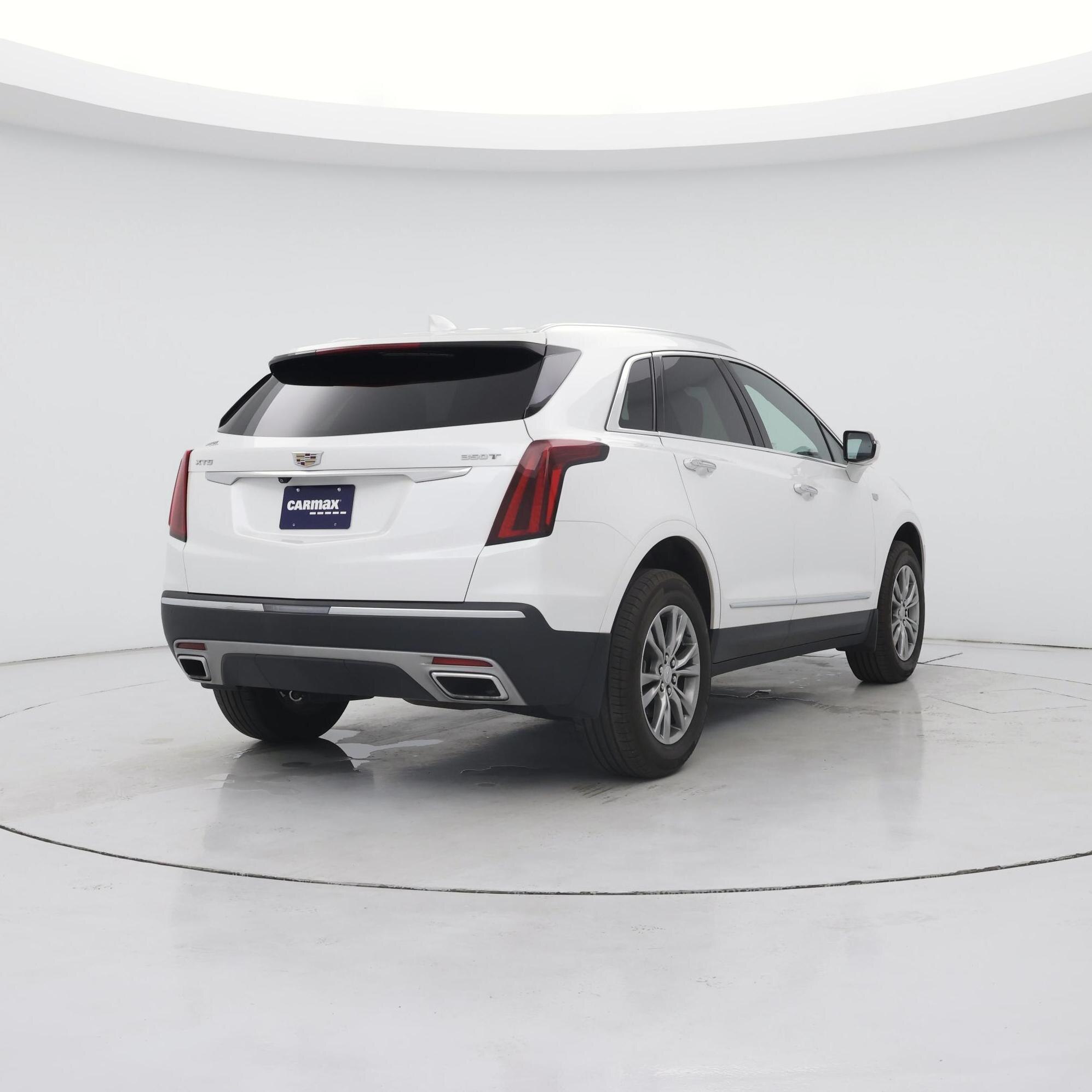 Thumbnail: 2023 Cadillac XT5 - 8