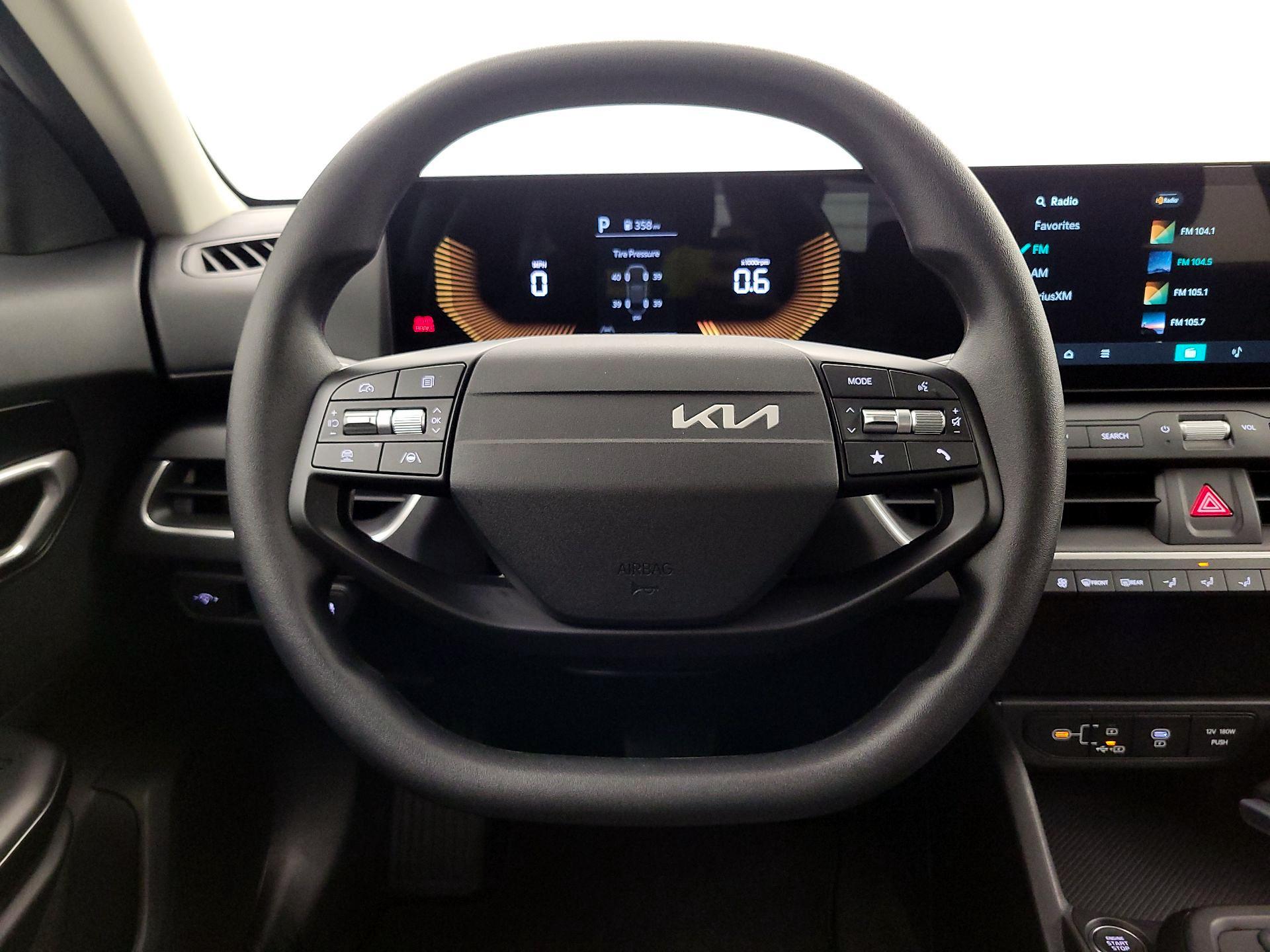 Thumbnail: 2025 Kia K4 - 10