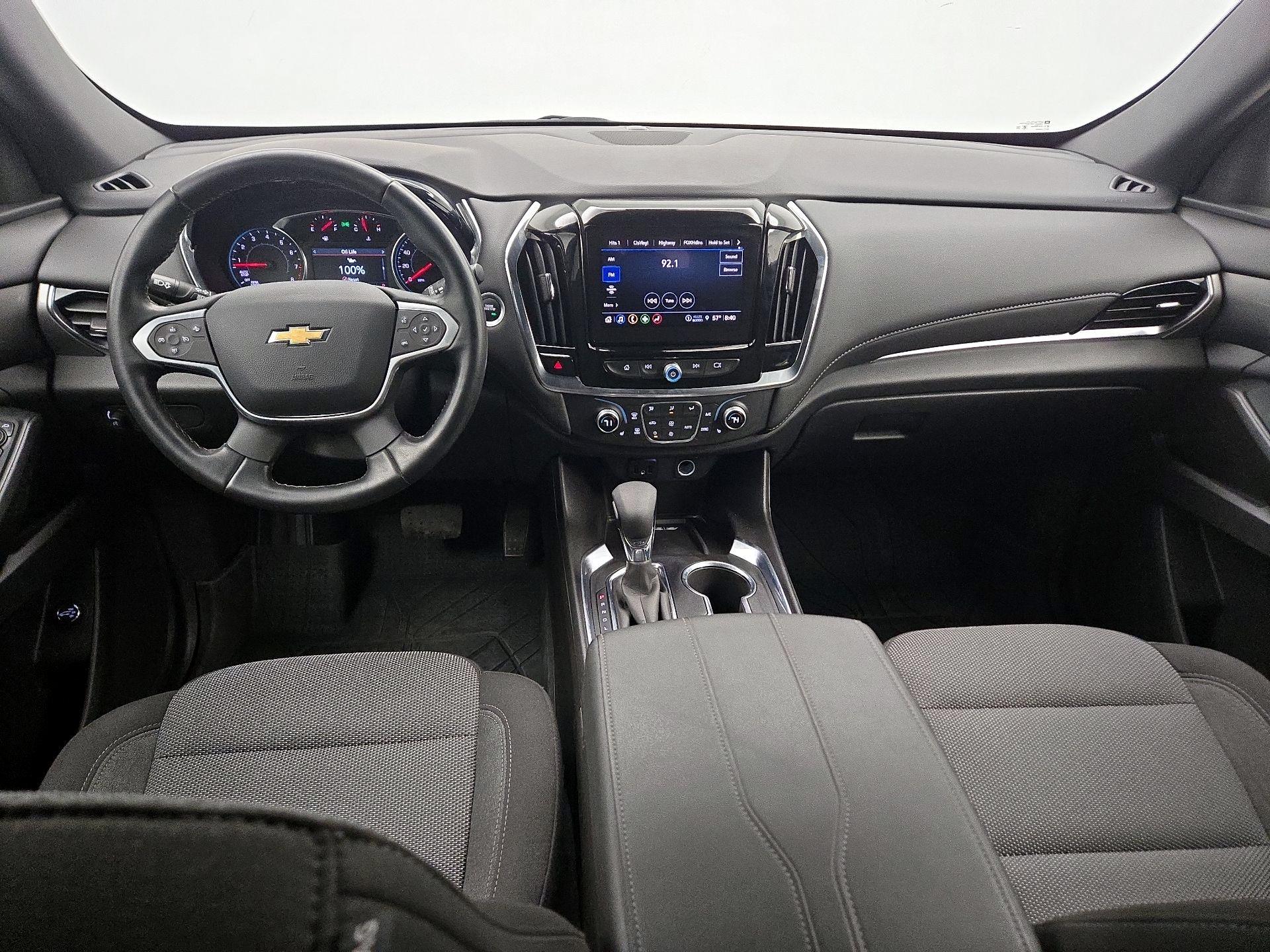 Thumbnail: 2023 Chevrolet Traverse - 9