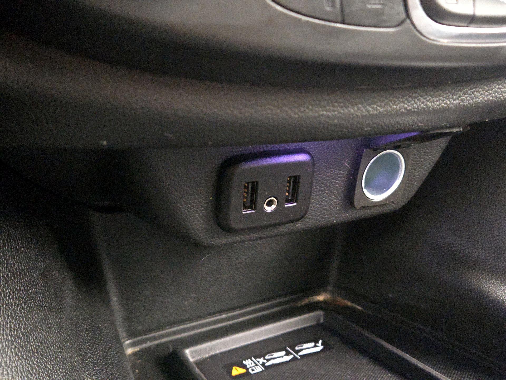 Thumbnail: 2023 Chevrolet Traverse - 18