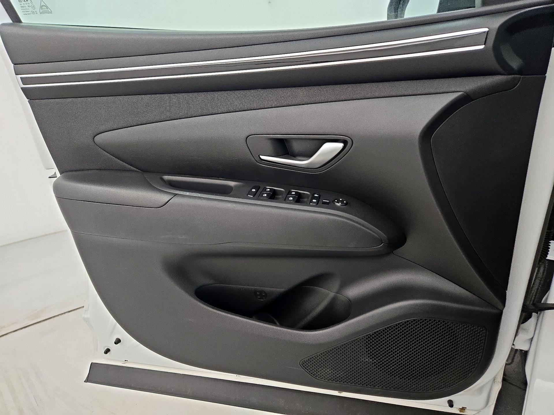 Thumbnail: 2023 Hyundai Tucson - 12