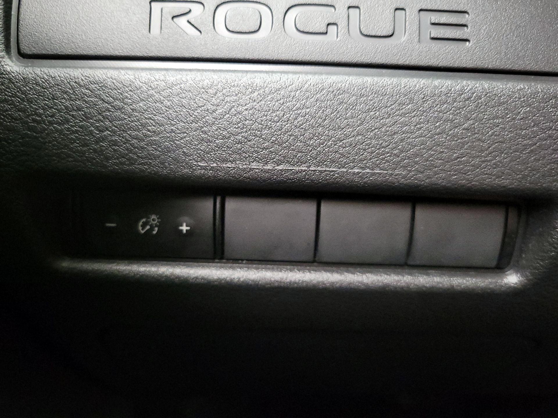 Thumbnail: 2023 Nissan Rogue - 13