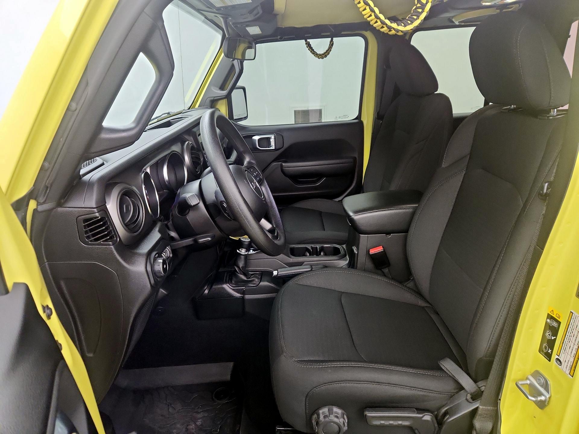 Thumbnail: 2022 Jeep Wrangler - 11