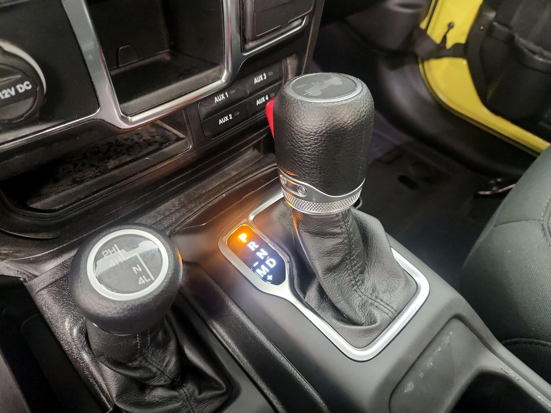 Thumbnail: 2022 Jeep Wrangler - 17