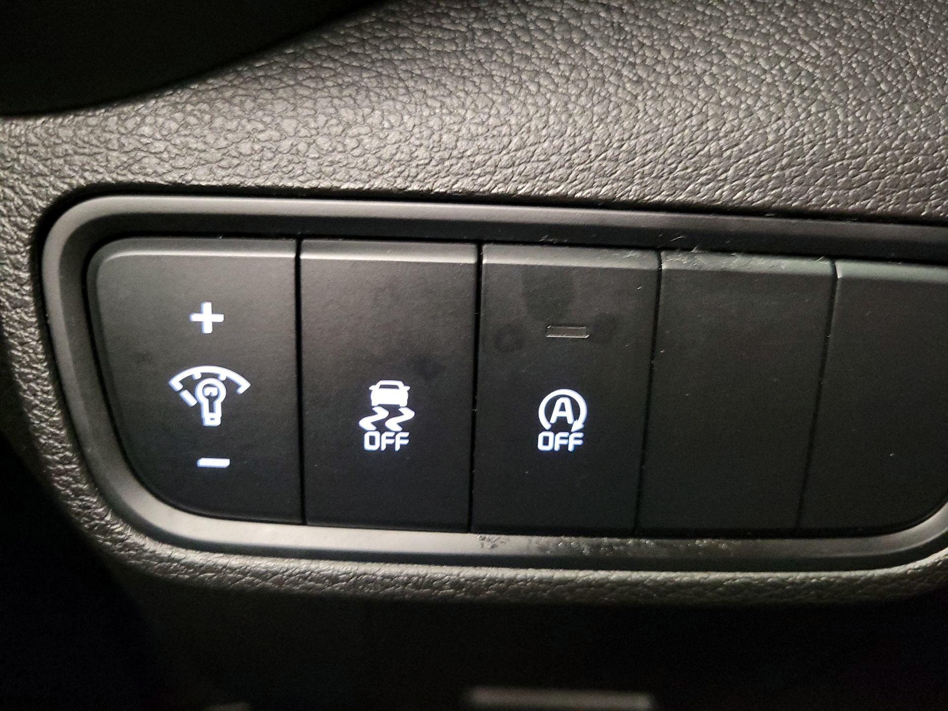 Thumbnail: 2023 Kia Soul - 13