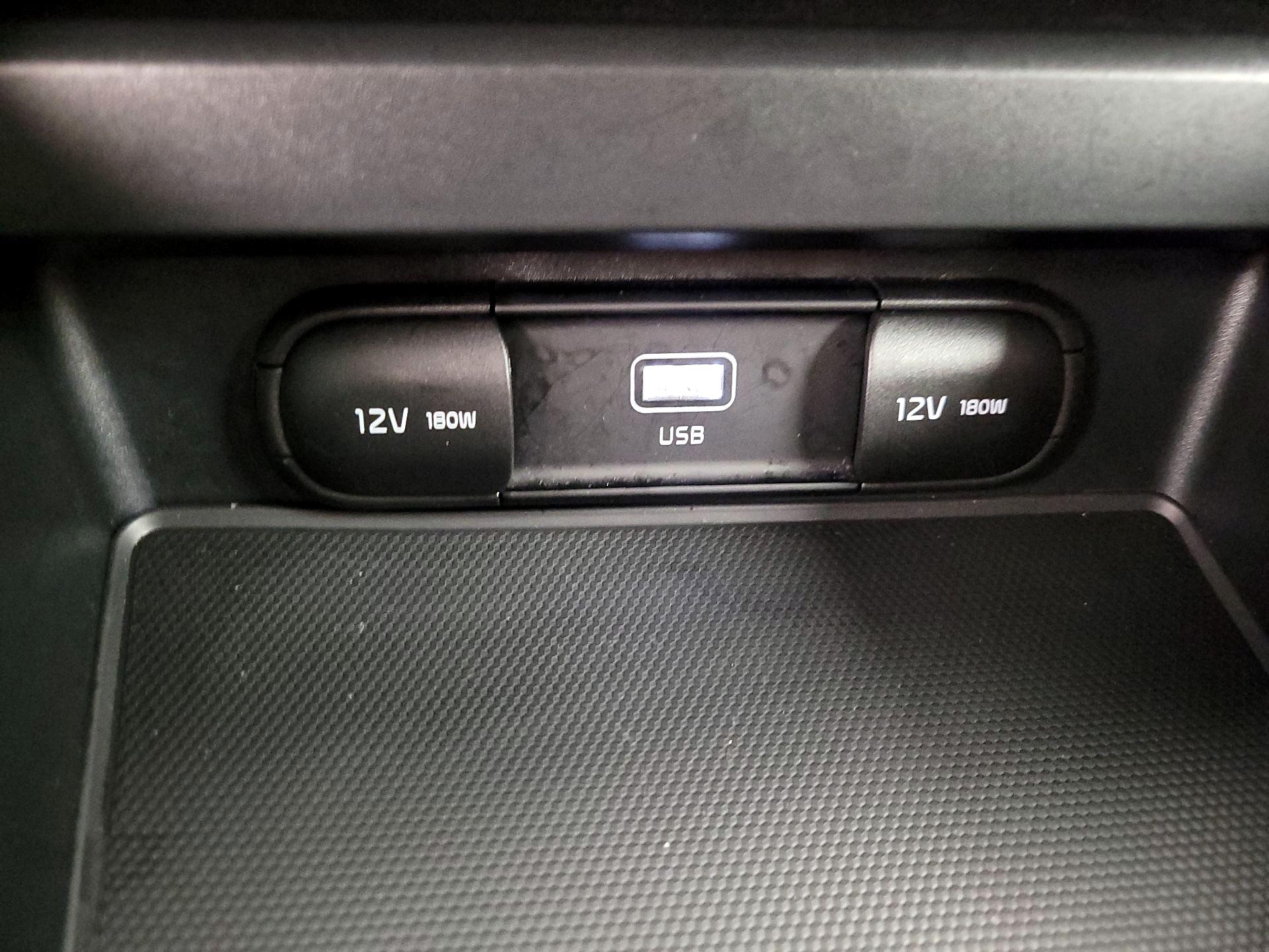 Thumbnail: 2023 Kia Soul - 18