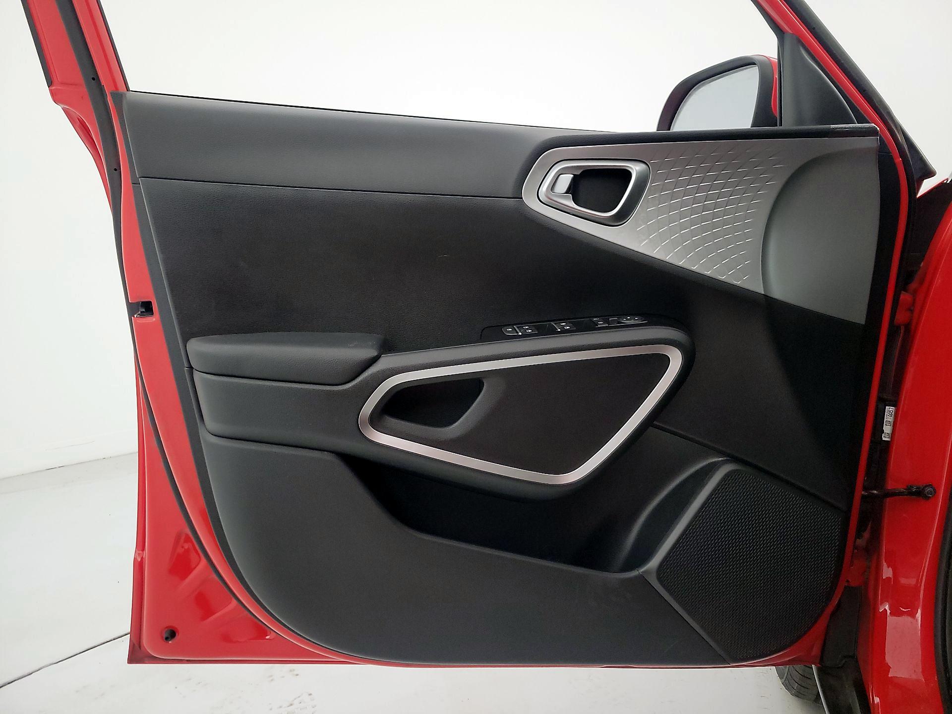 Thumbnail: 2021 Kia Soul - 12