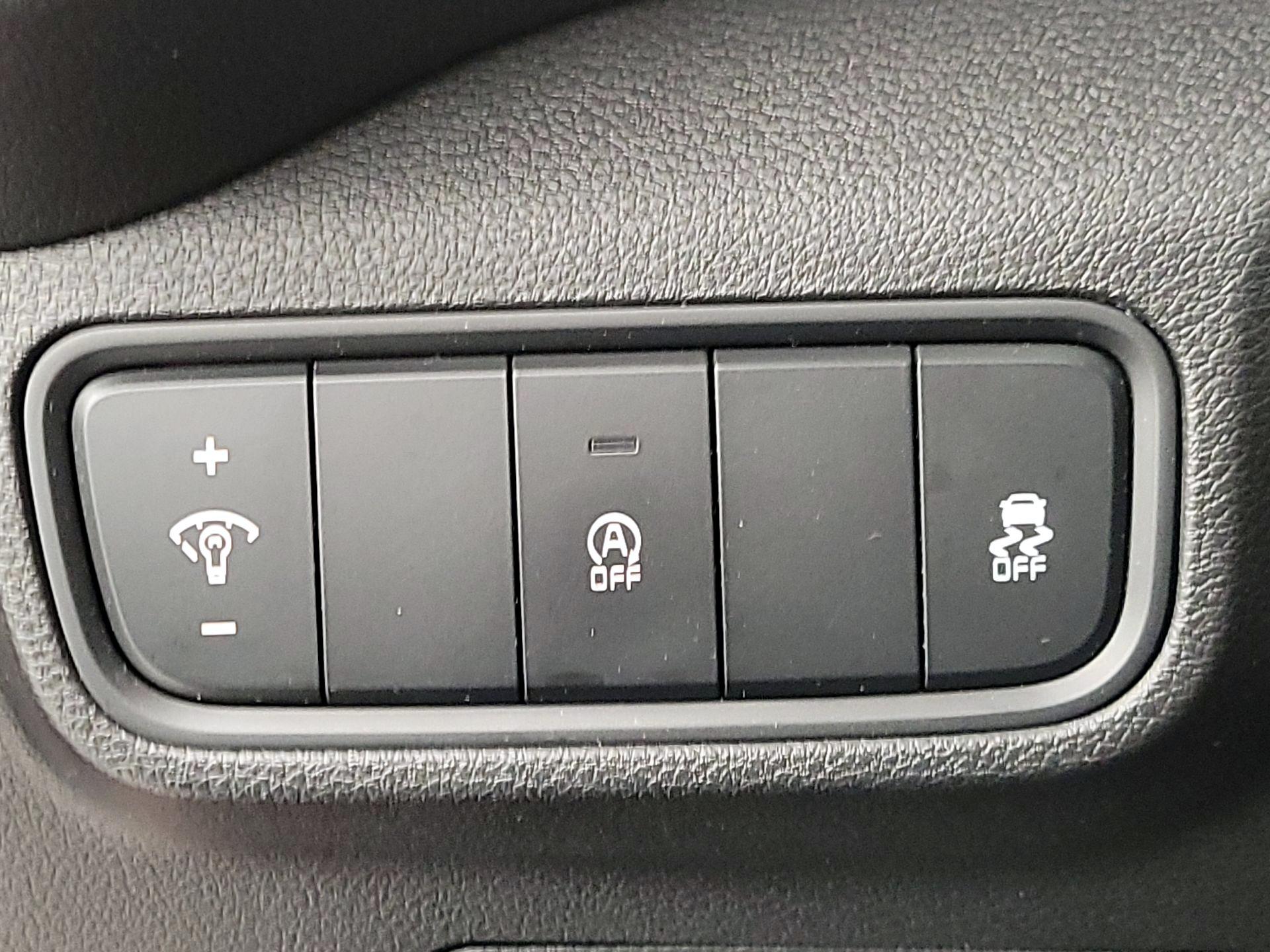 Thumbnail: 2021 Kia Soul - 13