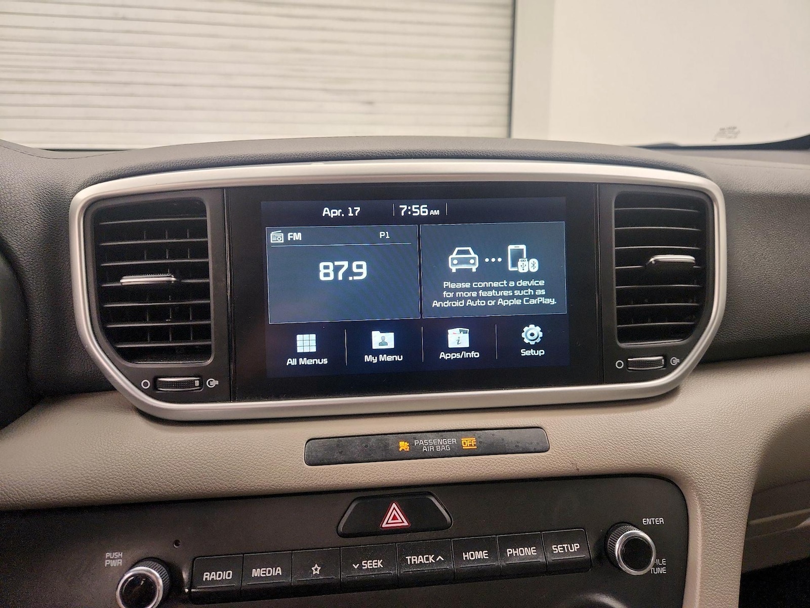 2022 Kia Sportage LX - Photo 16
