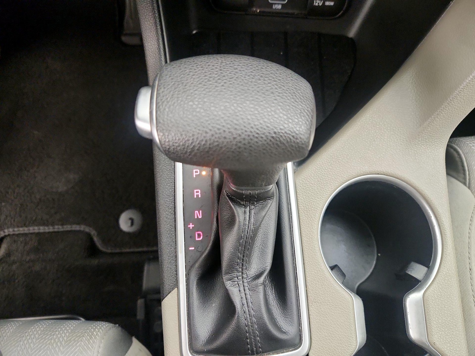 2022 Kia Sportage LX - Photo 18