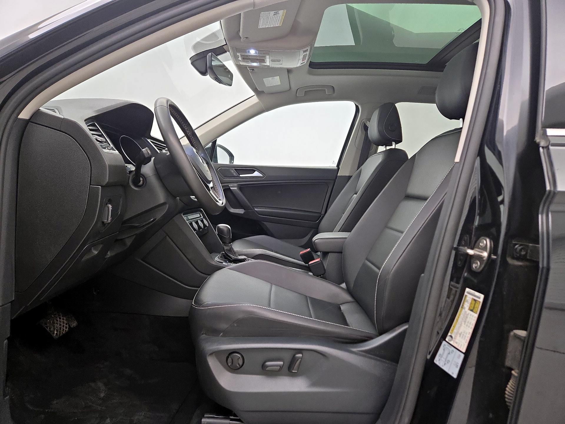 Thumbnail: 2021 Volkswagen Tiguan - 11