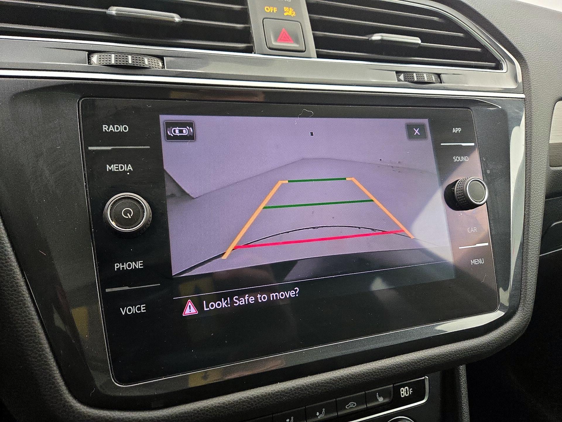 Thumbnail: 2021 Volkswagen Tiguan - 14